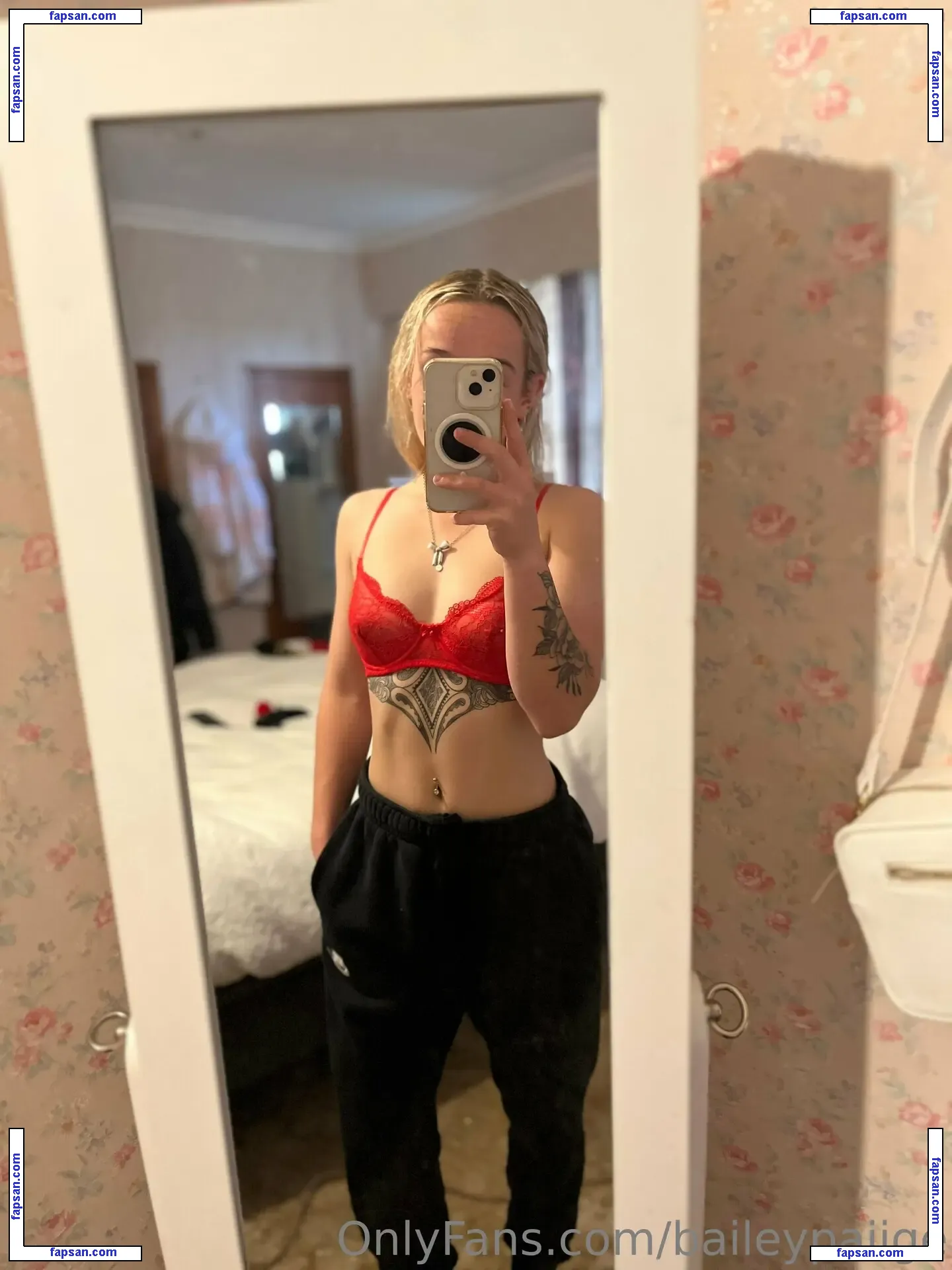 baileypaiige nude photo #0002 from OnlyFans