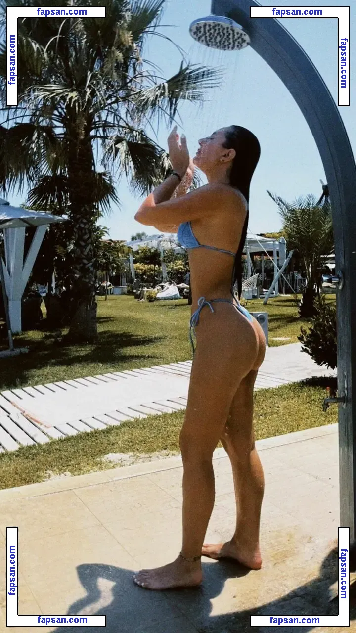 Balkan Nastupi nude photo #0001 from OnlyFans