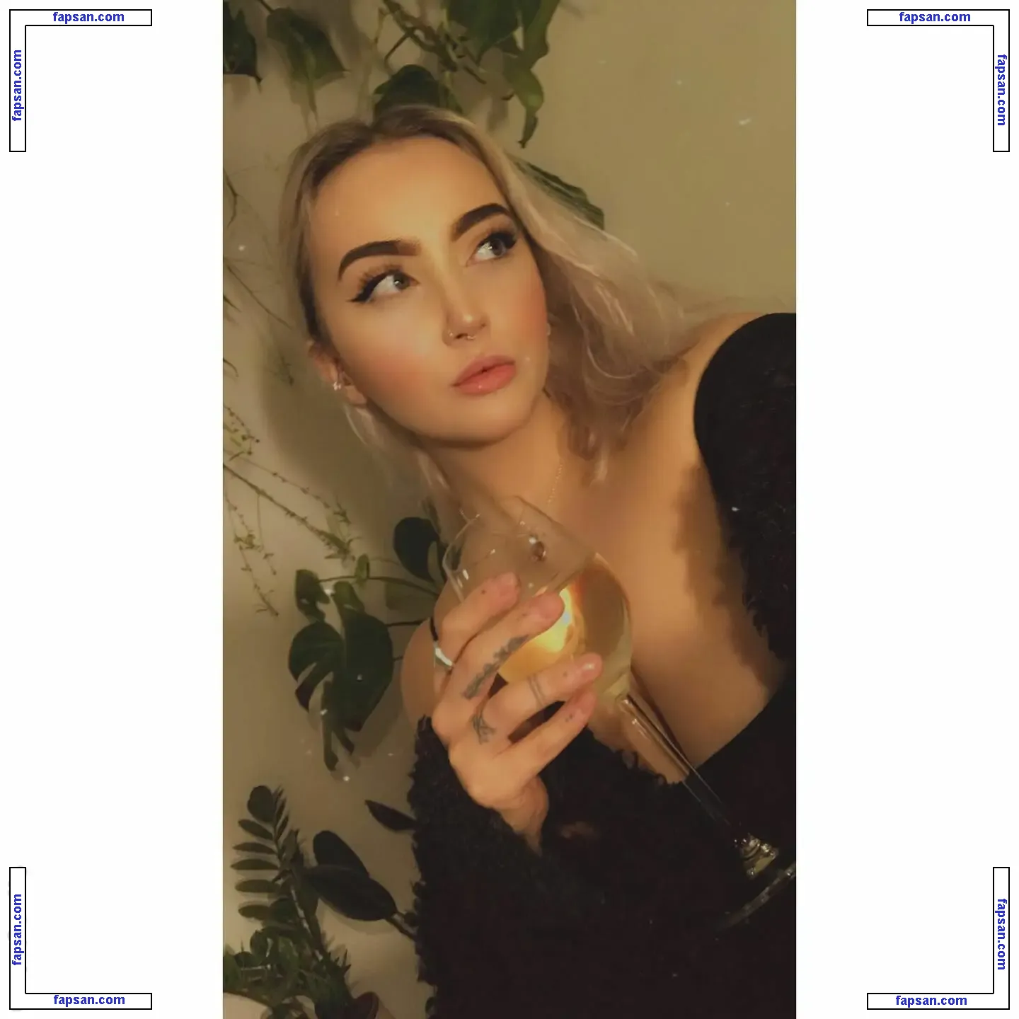 Bambi.Amby nude photo #0011 from OnlyFans