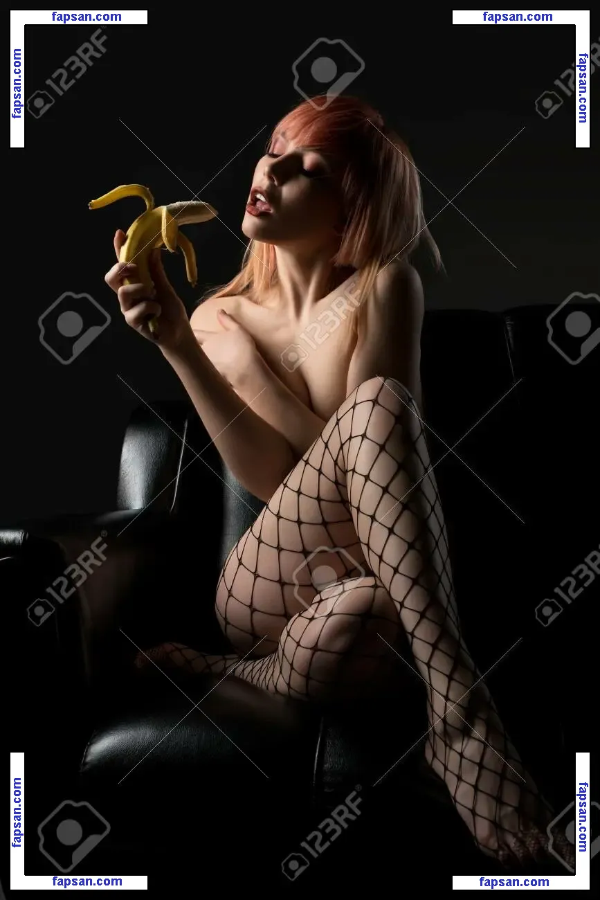 Banana Girl голая фото #0001 с Онлифанс