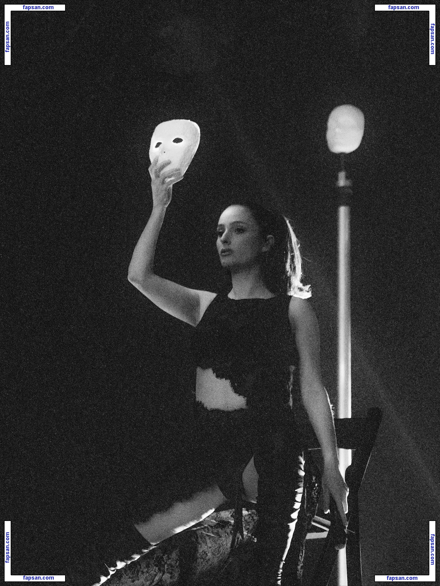 Banks nude photo #0074 from OnlyFans