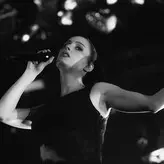 Banks голая #0075