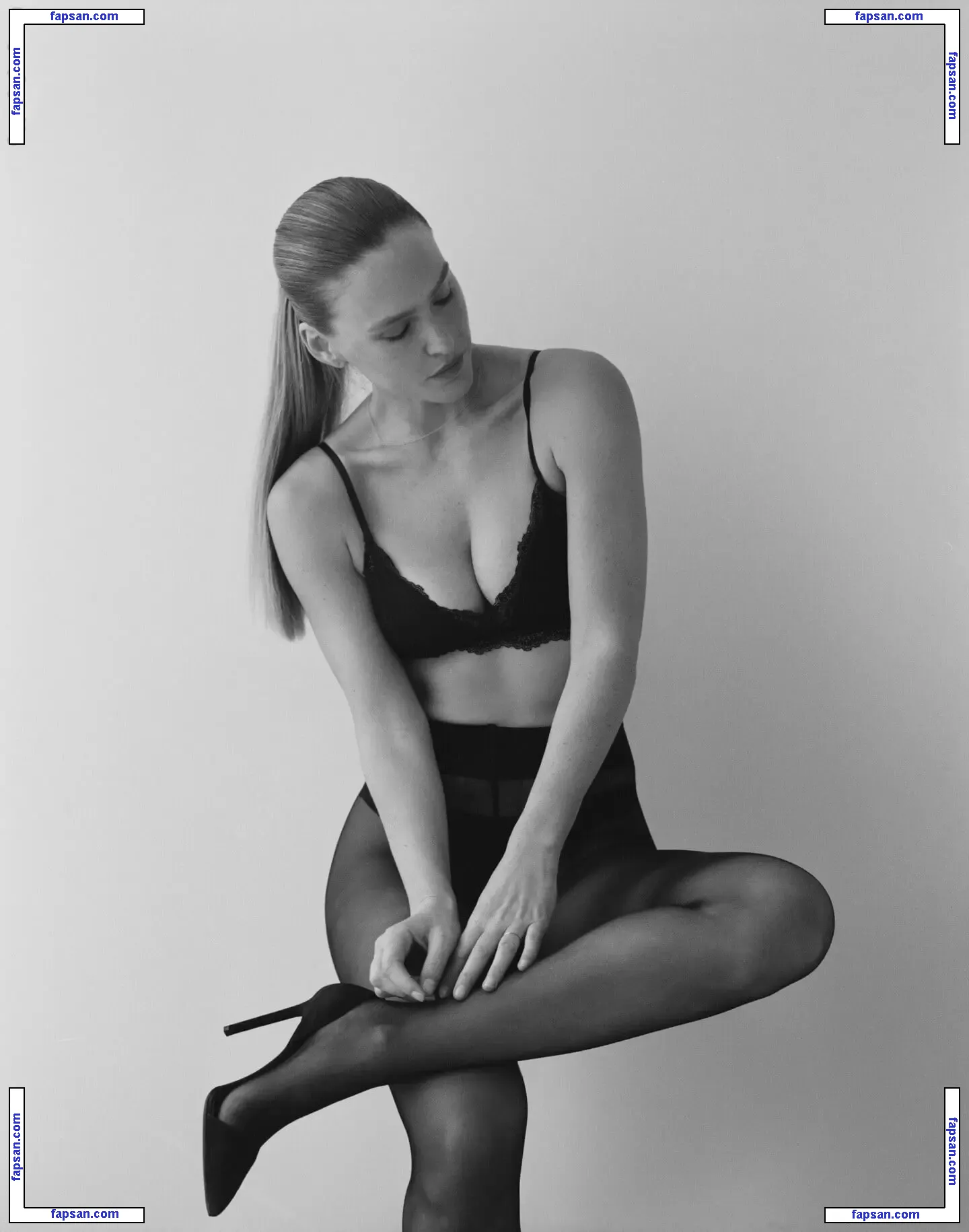 Bar Refaeli nude photo #0754 from OnlyFans