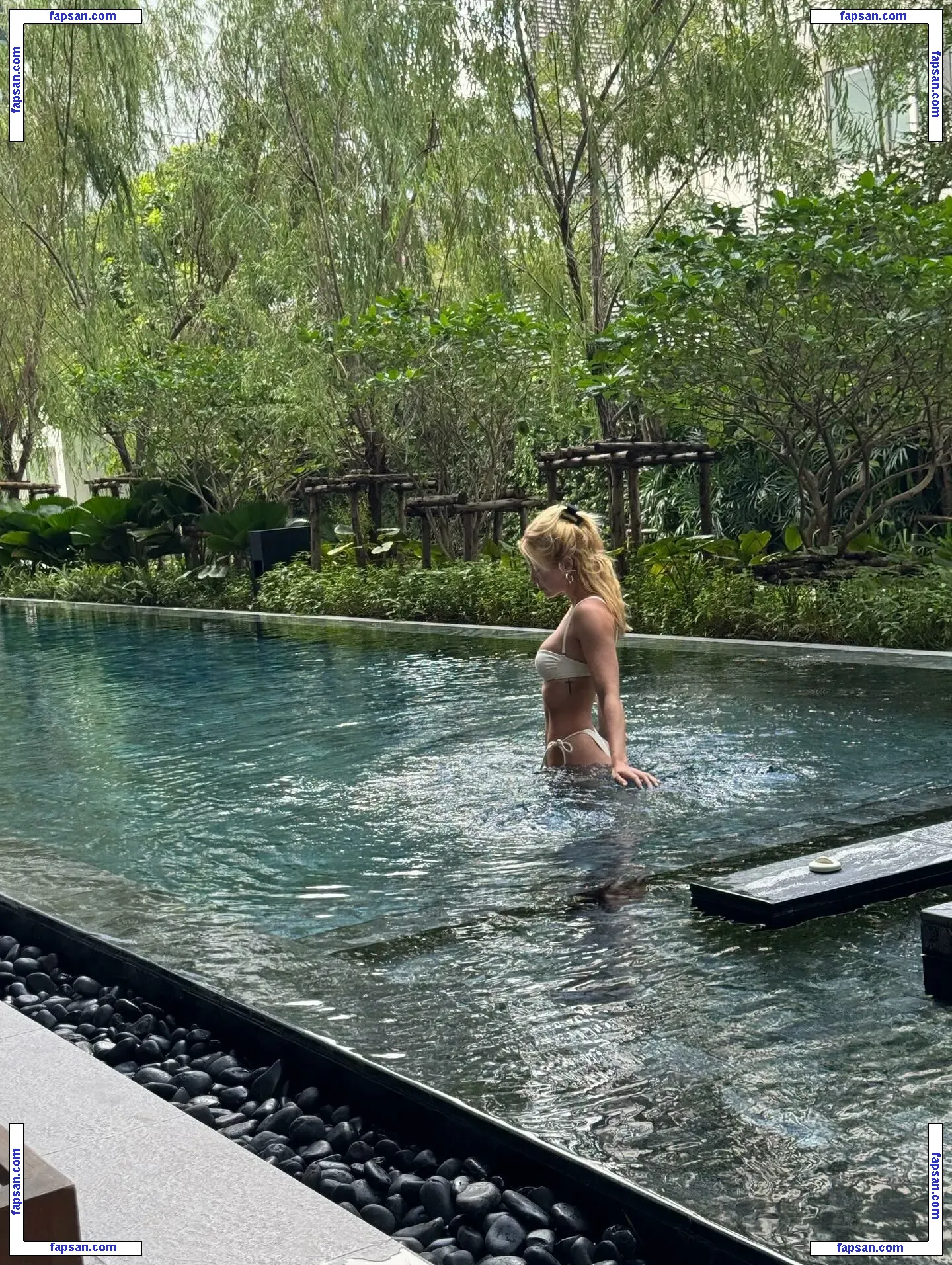 Barbara França nude photo #0060 from OnlyFans