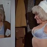 Barbara Windsor голая #0045