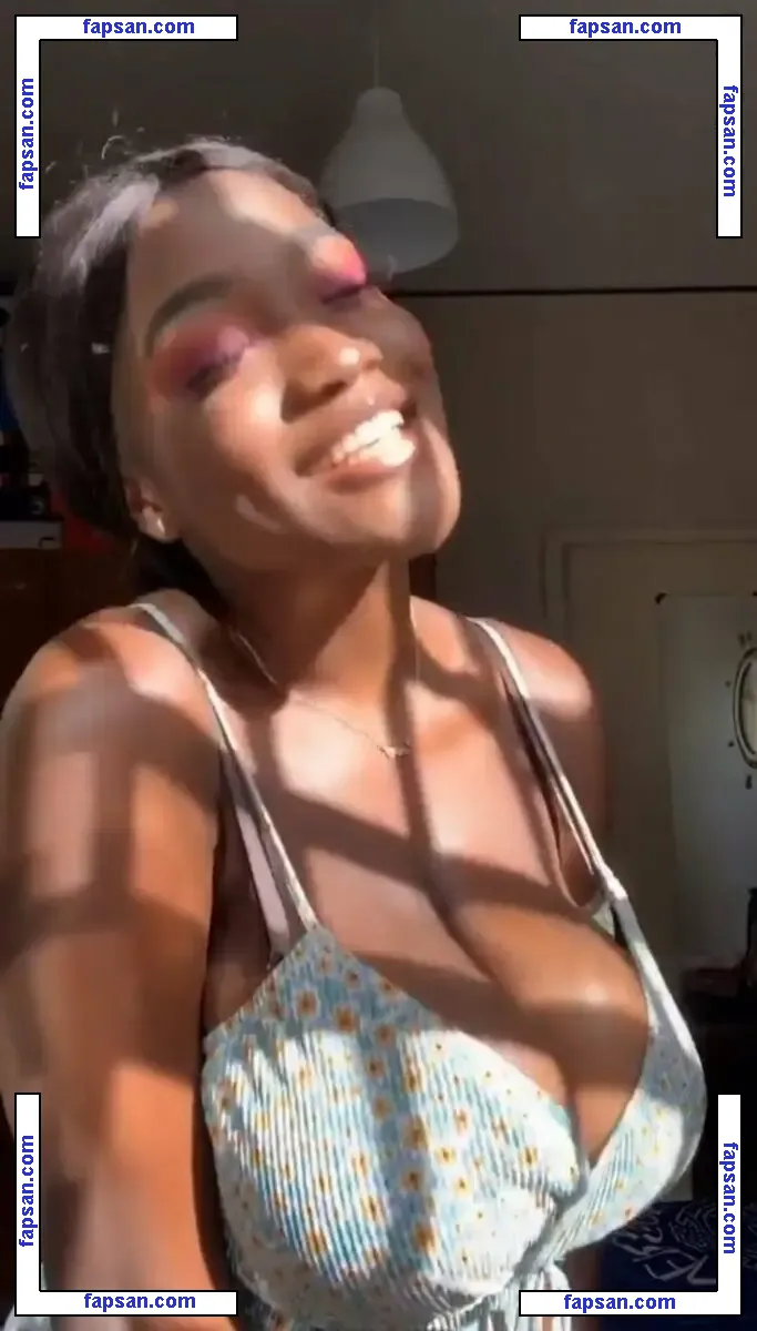 Barbiana nude photo #0023 from OnlyFans