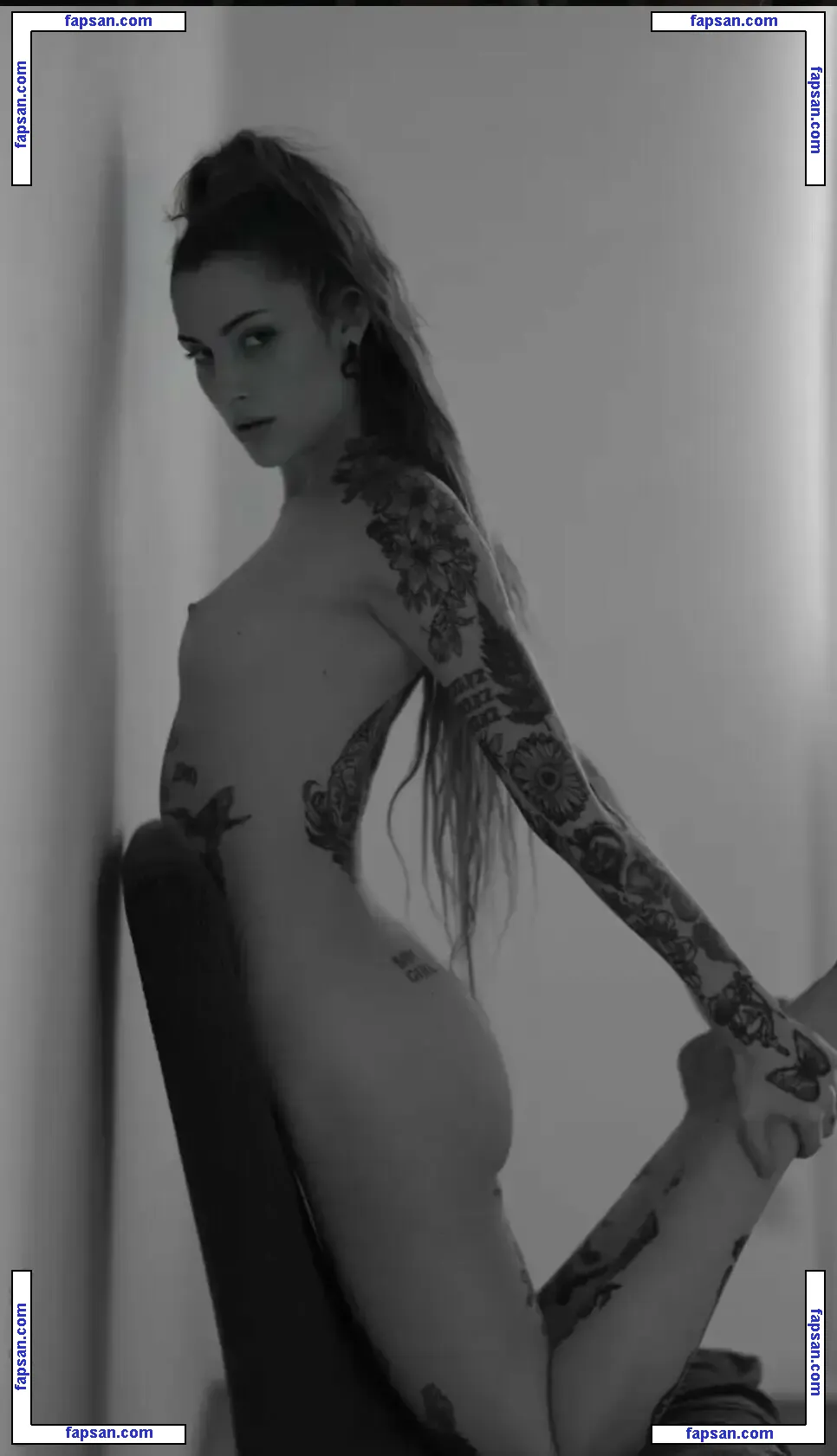 Barbora Aria nude photo #0013 from OnlyFans