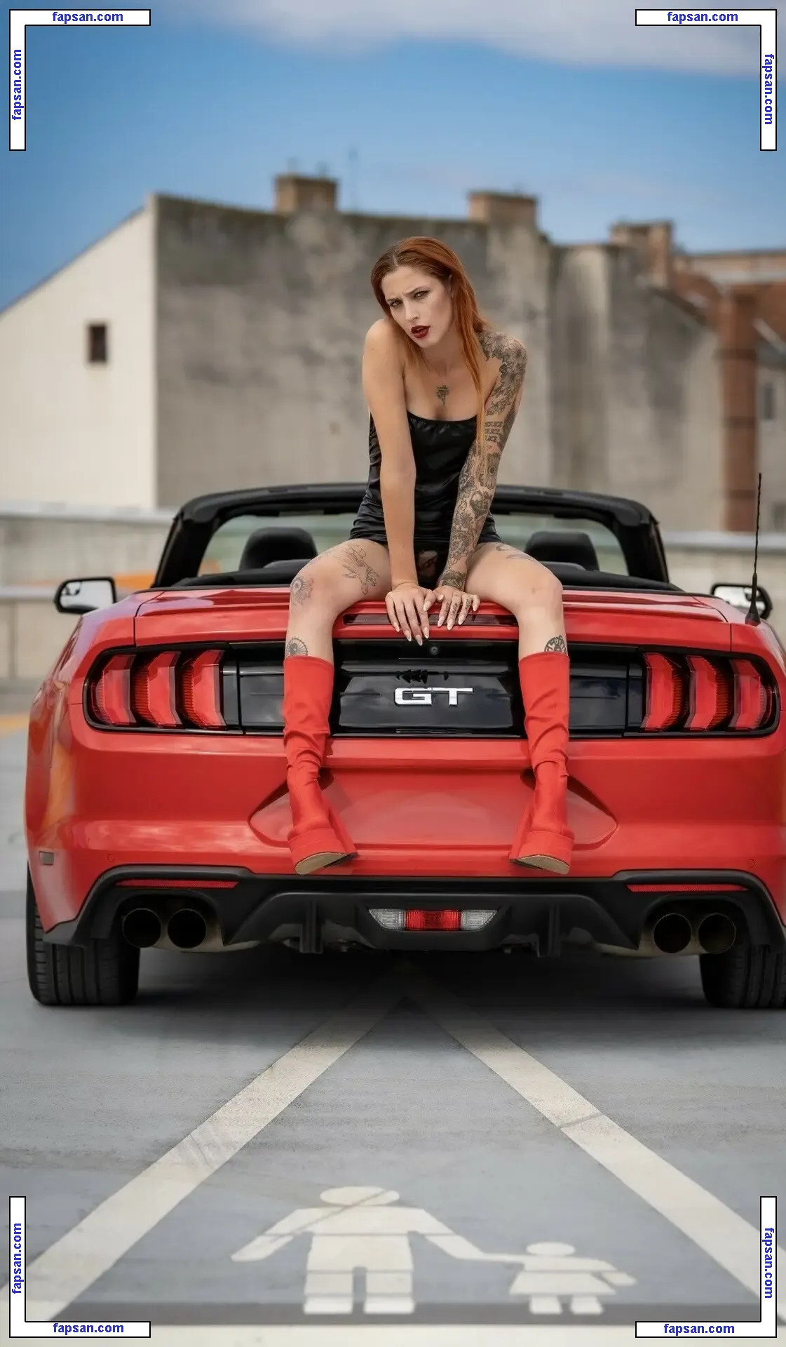 Barbora Aria nude photo #0060 from OnlyFans