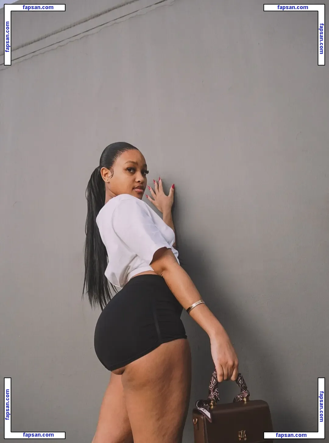 Bardii Barbiiana nude photo #0006 from OnlyFans