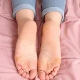 Bare Feet nude #0100