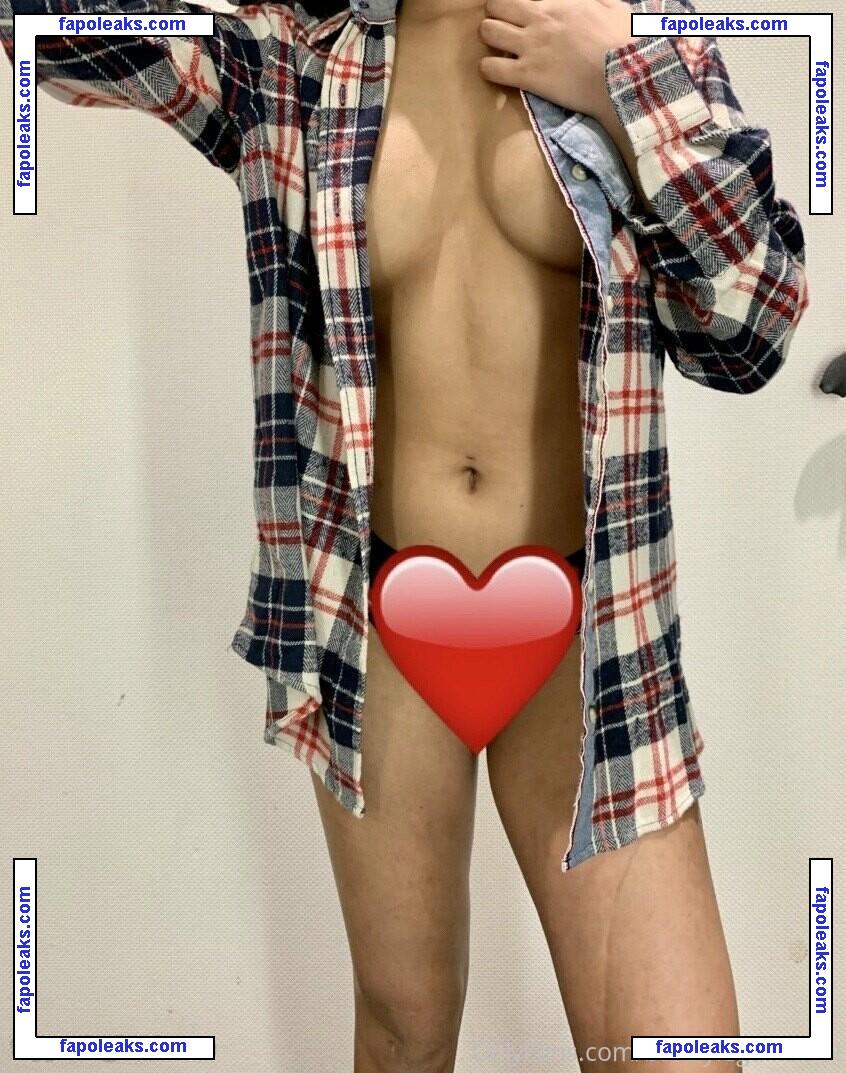 barelylegalhabibi / habibicutiee nude photo #0020 from OnlyFans