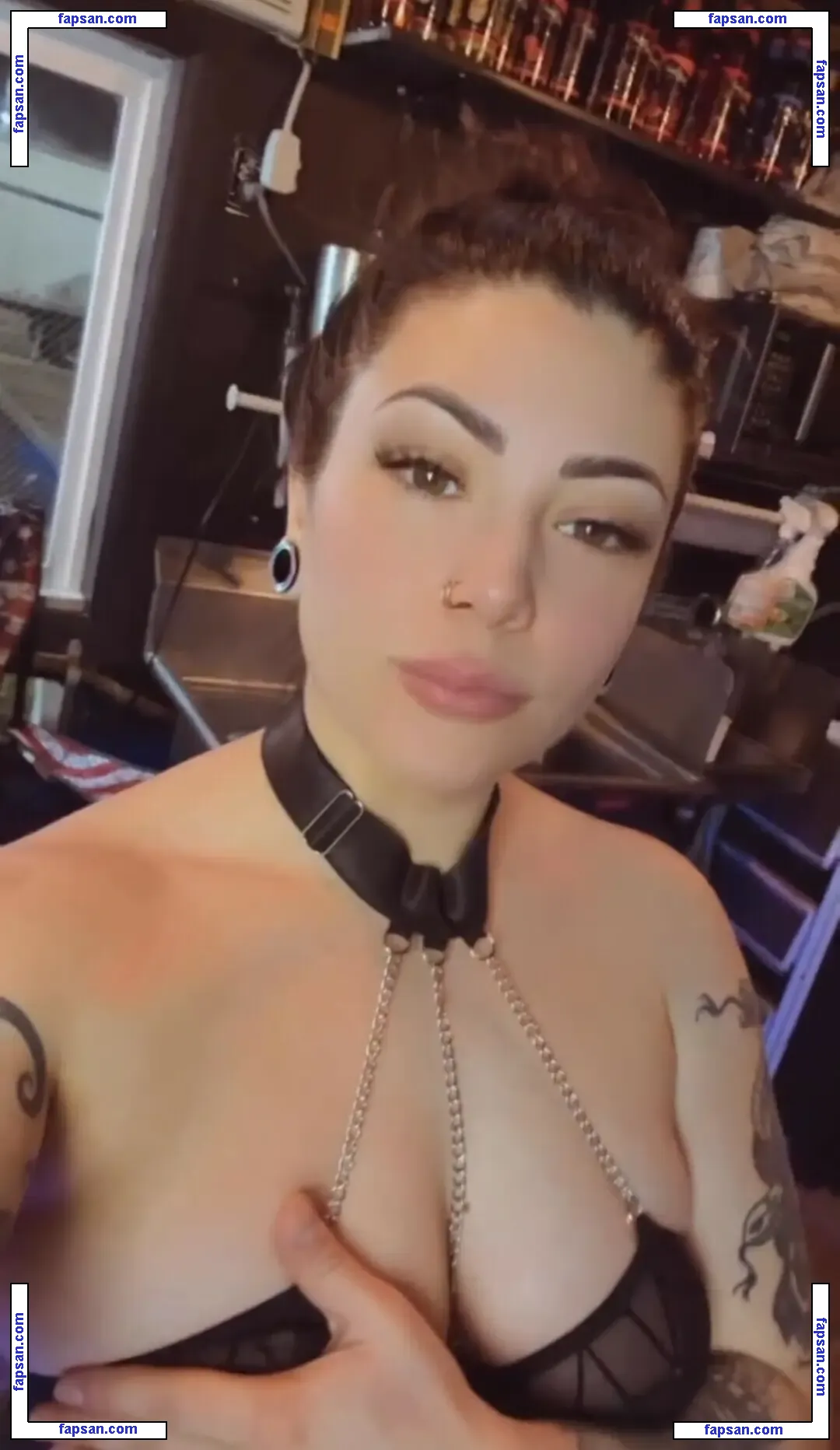 Barista Desiray nude photo #0006 from OnlyFans