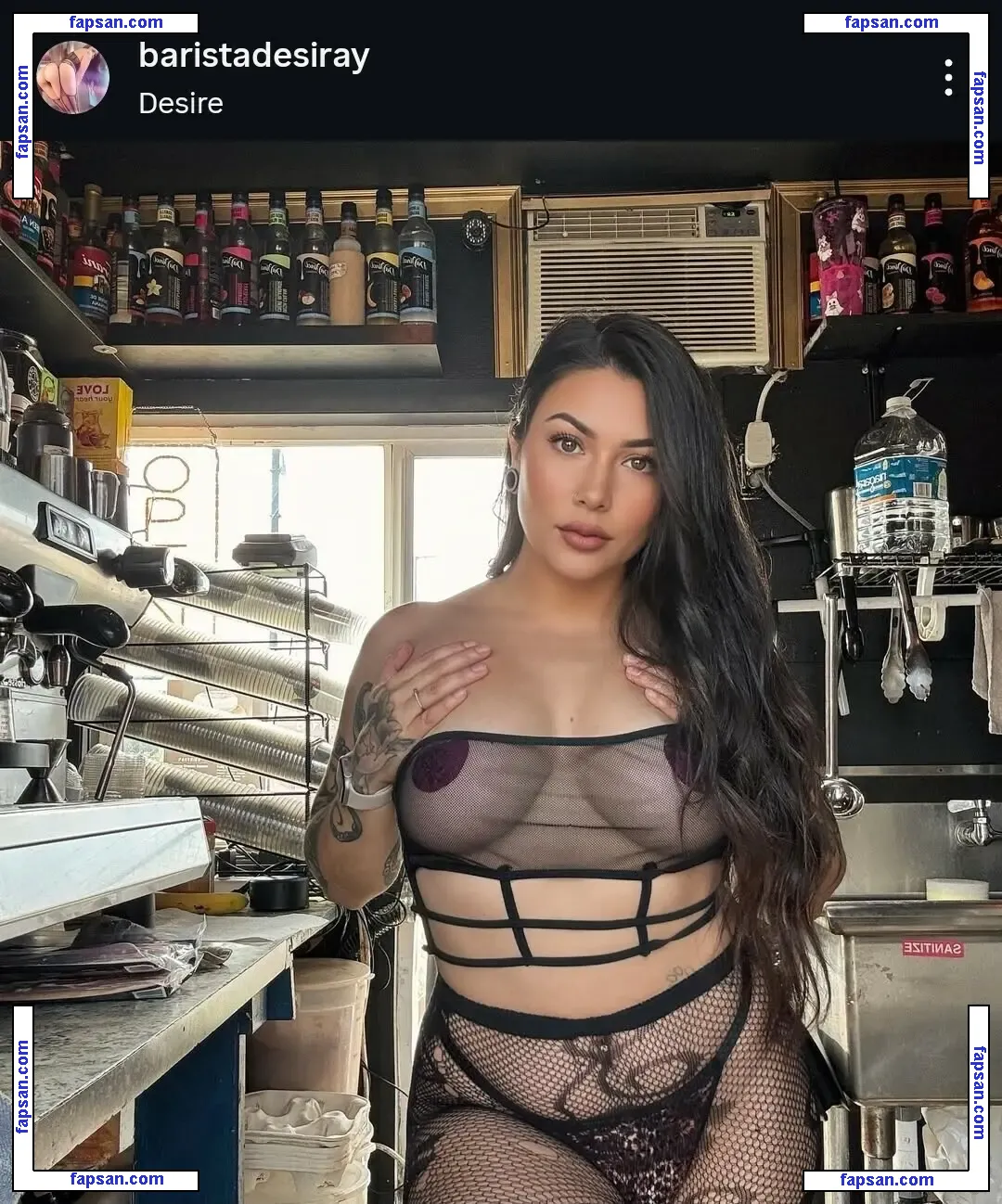 Barista Desiray nude photo #0010 from OnlyFans