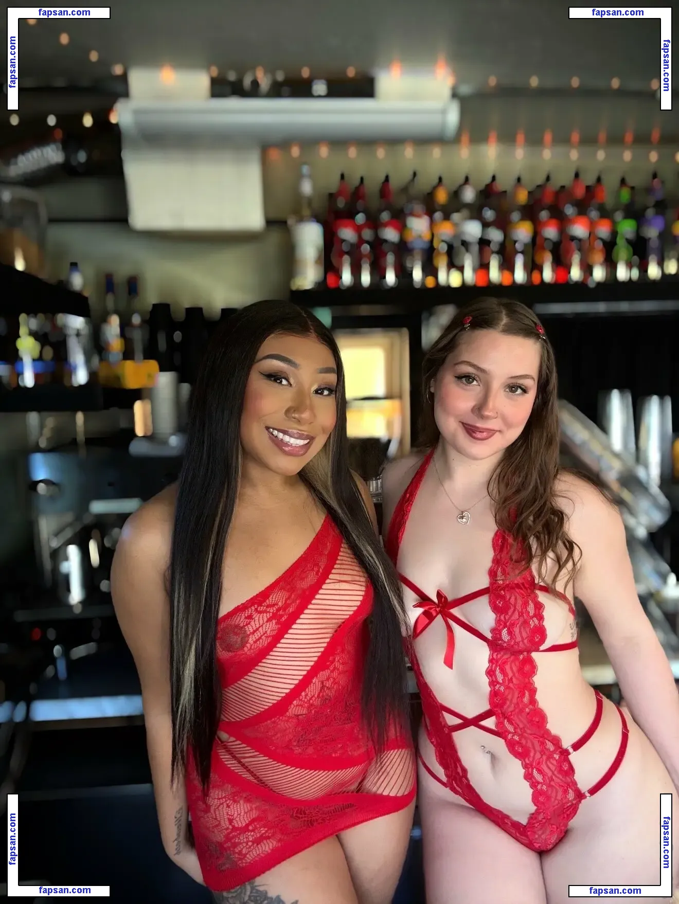 Barista Simone nude photo #0007 from OnlyFans