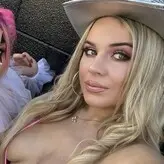 Basedbritt nude #0015