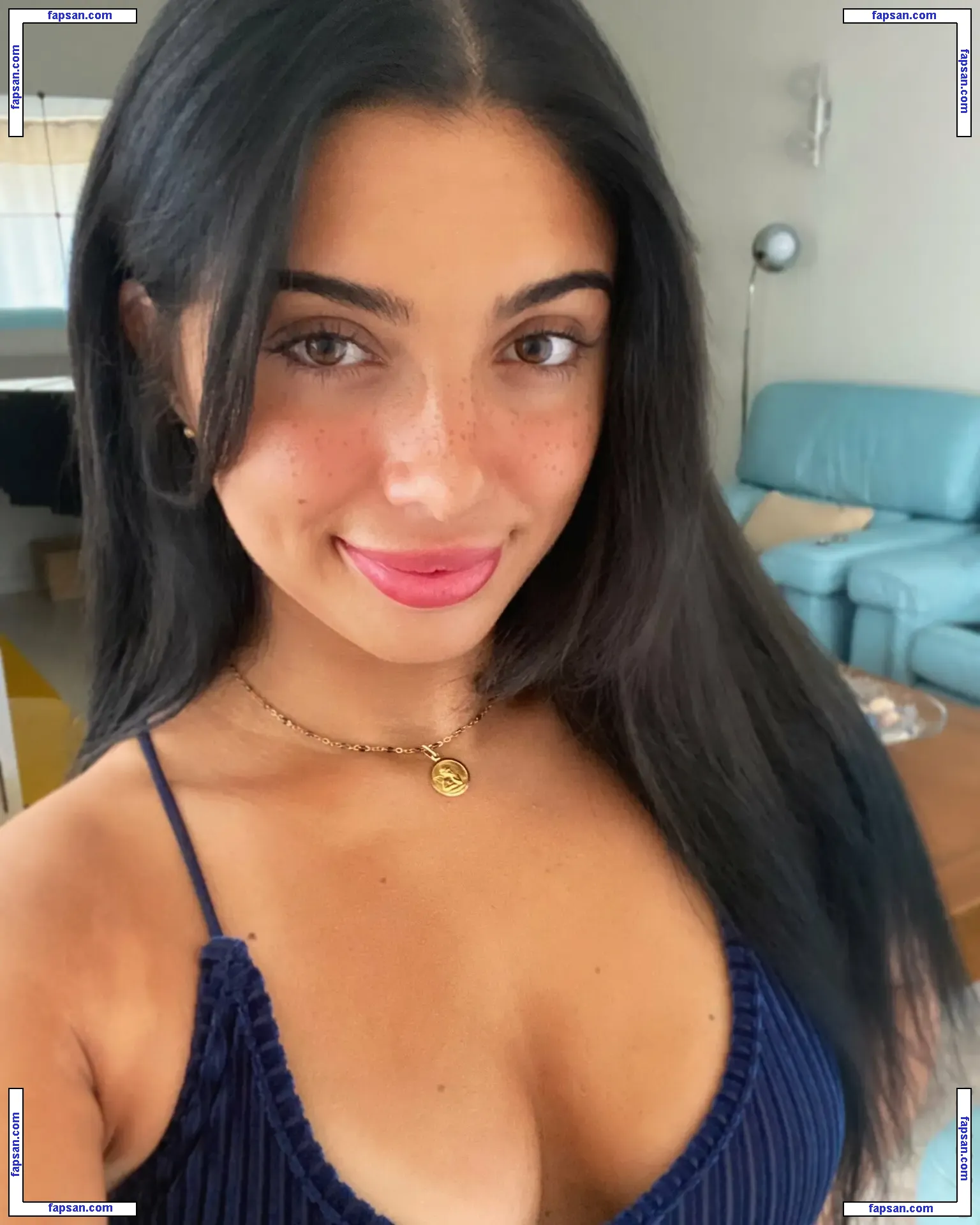 Bayonetta Julia nude photo #0002 from OnlyFans