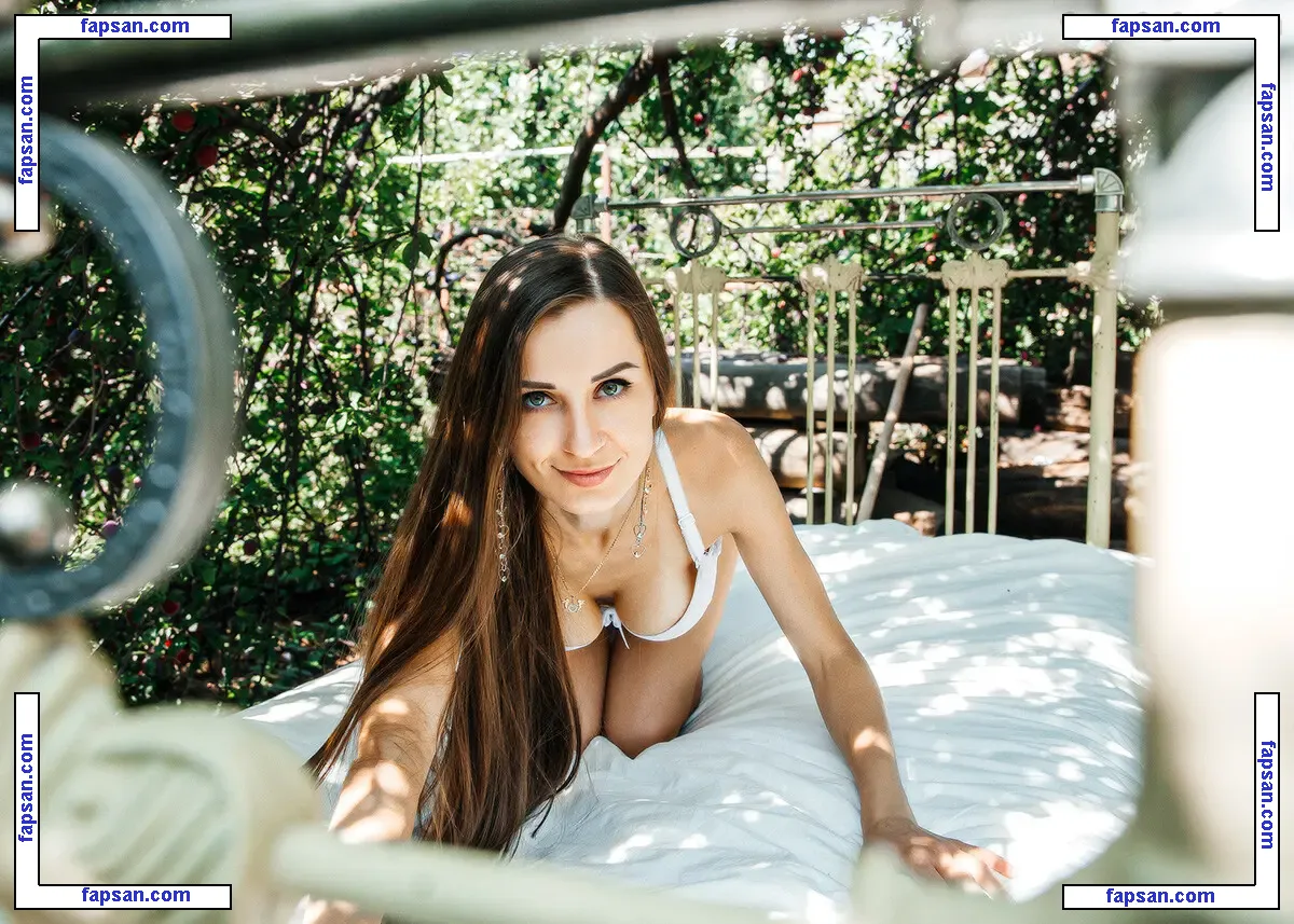 BBC Dildo Solos голая фото #0206 с Онлифанс