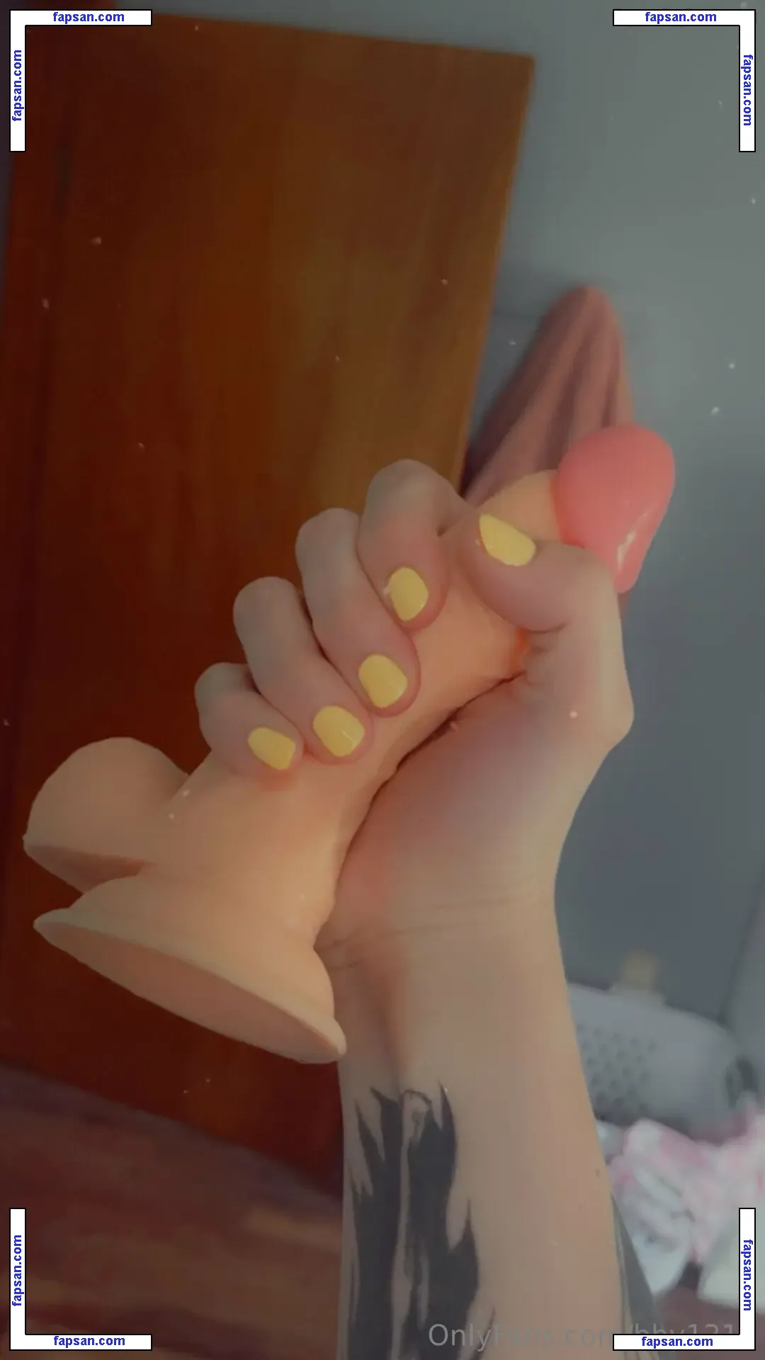 bby1211 nude photo #0002 from OnlyFans