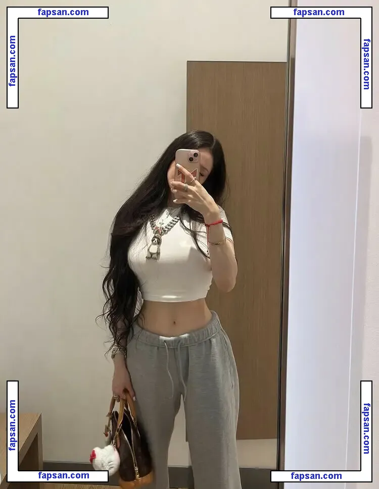 Bbyedith nude photo #0027 from OnlyFans