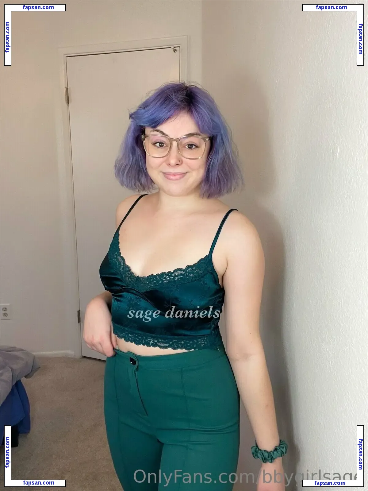 bbygirlsage nude photo #0022 from OnlyFans