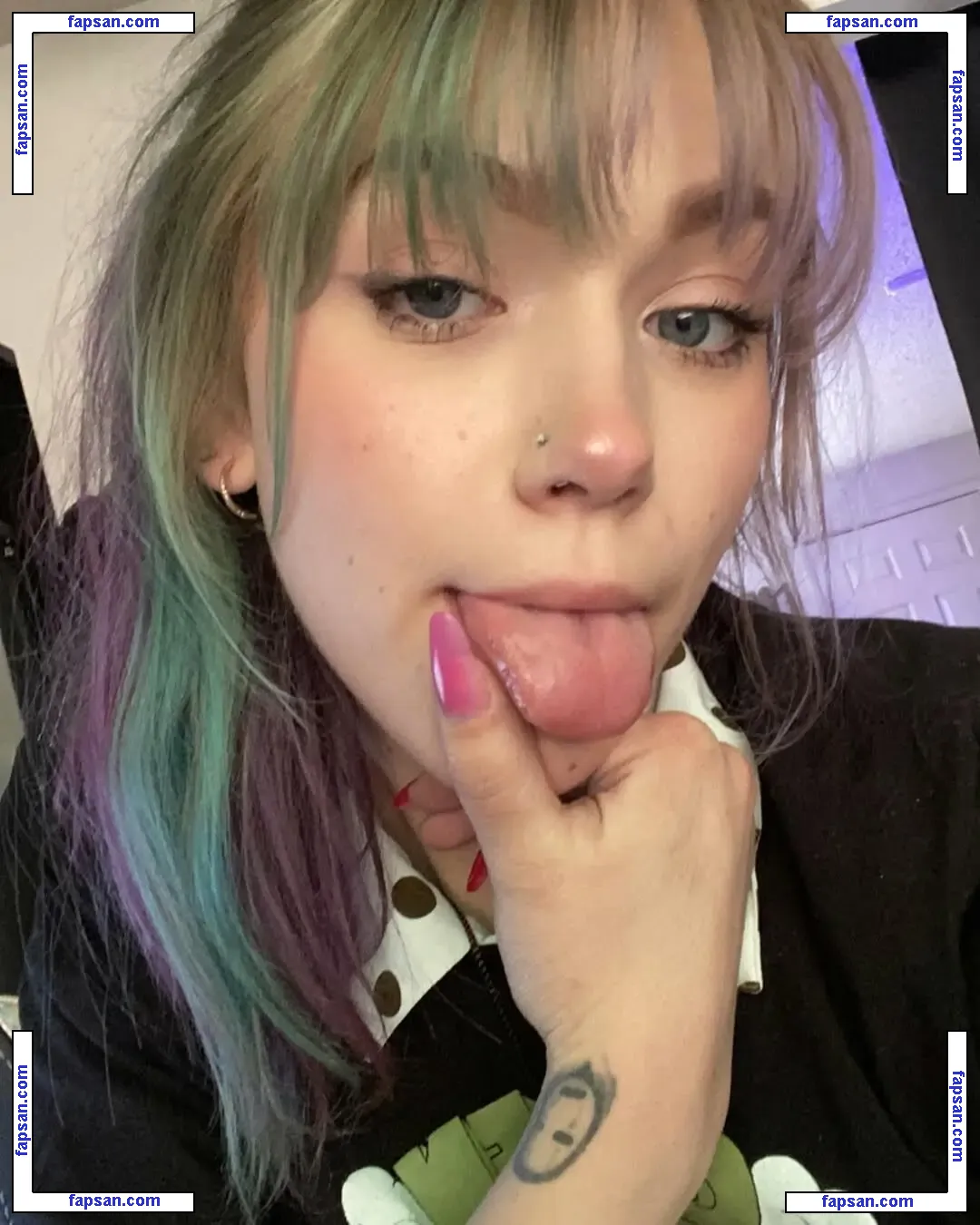 bbykadeyxox nude photo #0072 from OnlyFans