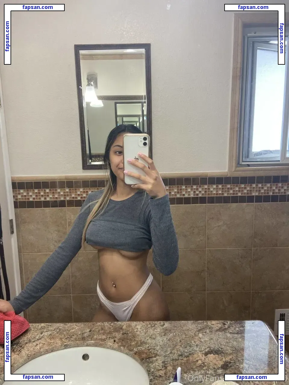 Bbysc0rpi0 nude photo #0008 from OnlyFans