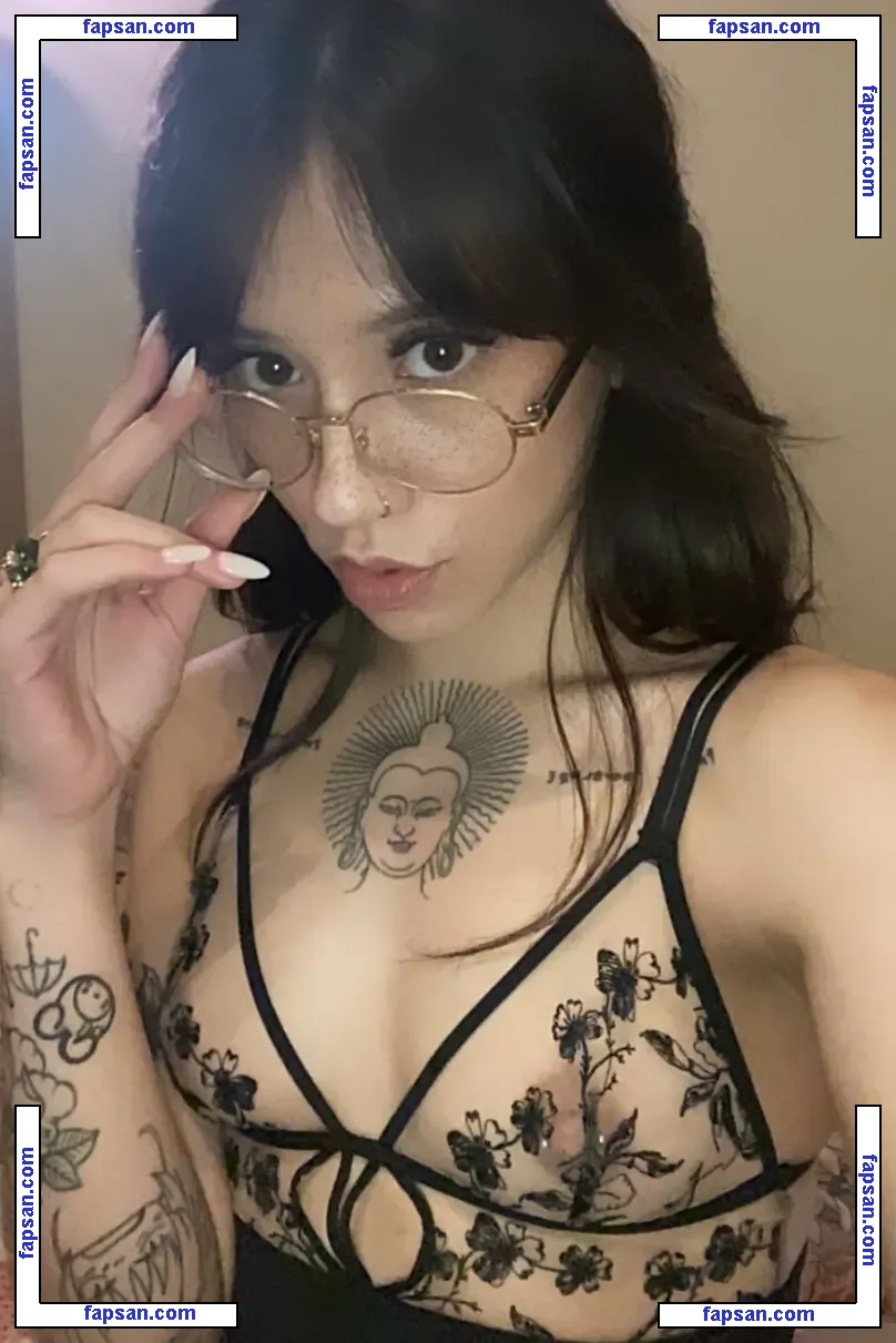 bbytenshi_ nude photo #0009 from OnlyFans