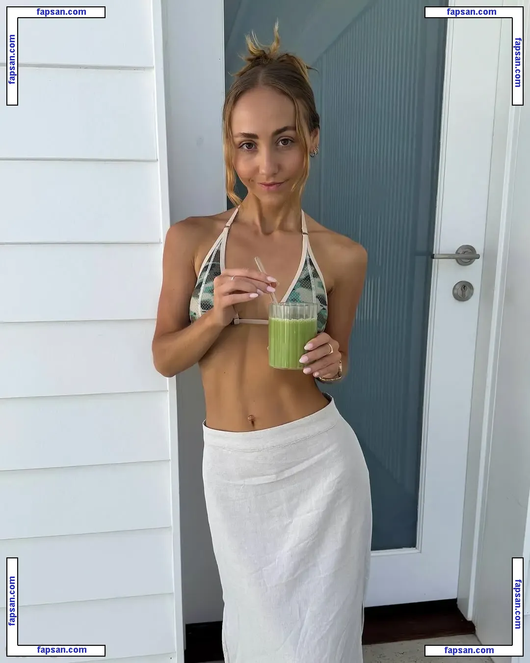 beachbaby19 nude photo #0050 from OnlyFans