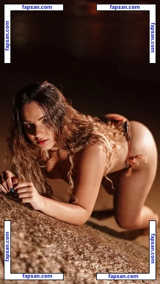 Bearriz Barbosa nude photo #0015 from OnlyFans
