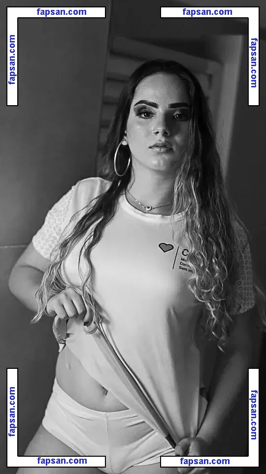 Bearriz Barbosa nude photo #0019 from OnlyFans