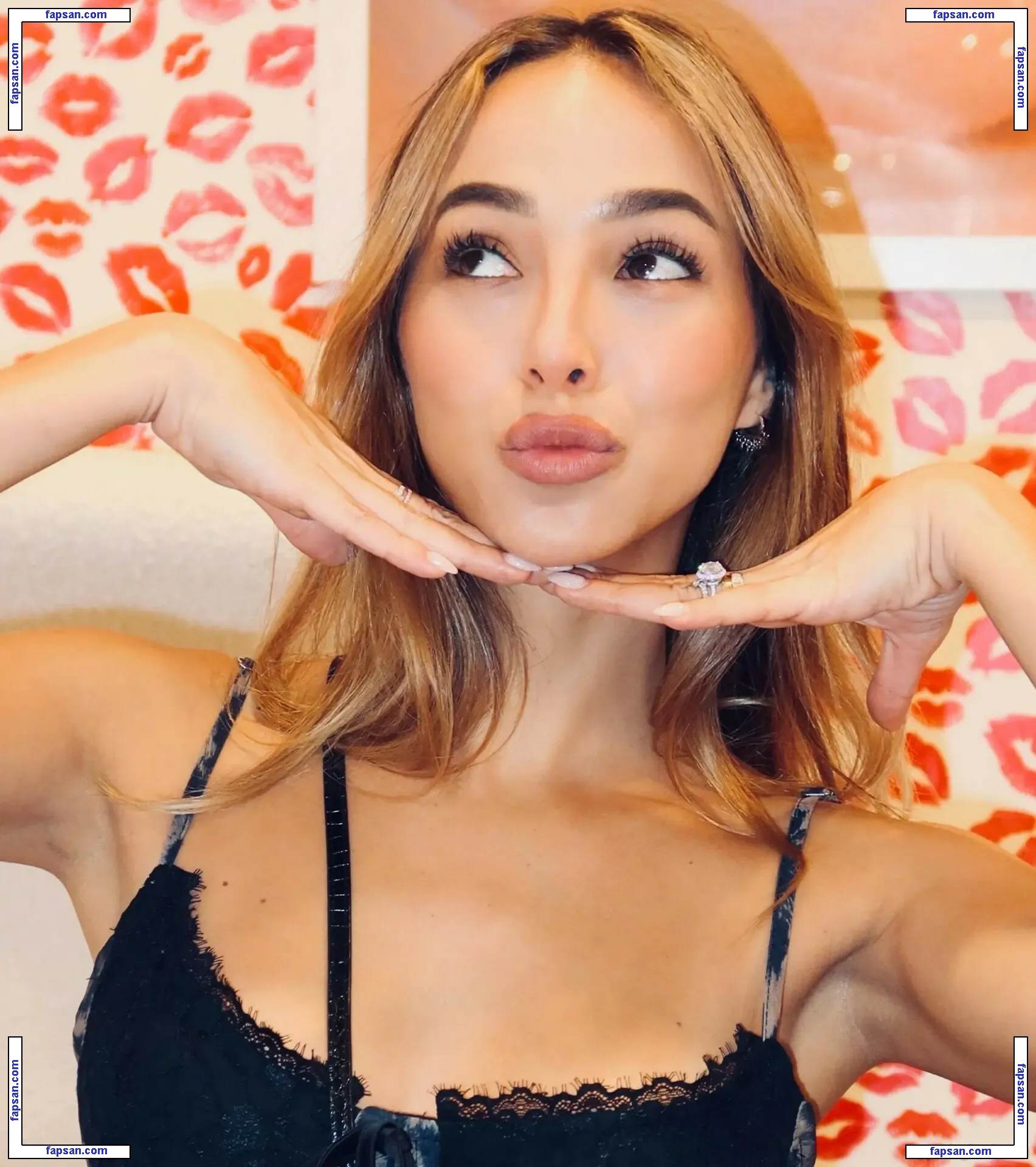 Beatriz Corbett nude photo #0030 from OnlyFans