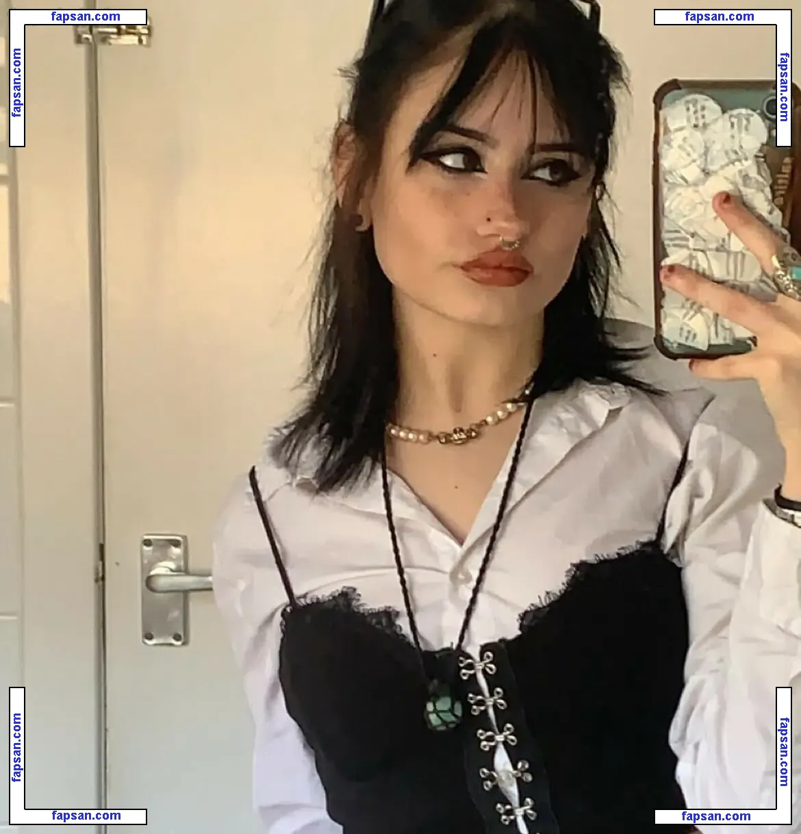 beaucupples nude photo #0007 from OnlyFans