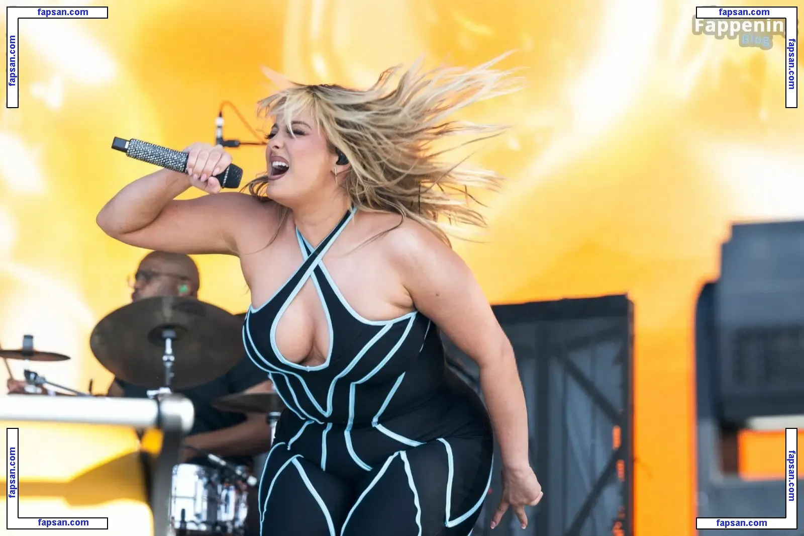 Bebe Rexha nude photo #1941 from OnlyFans