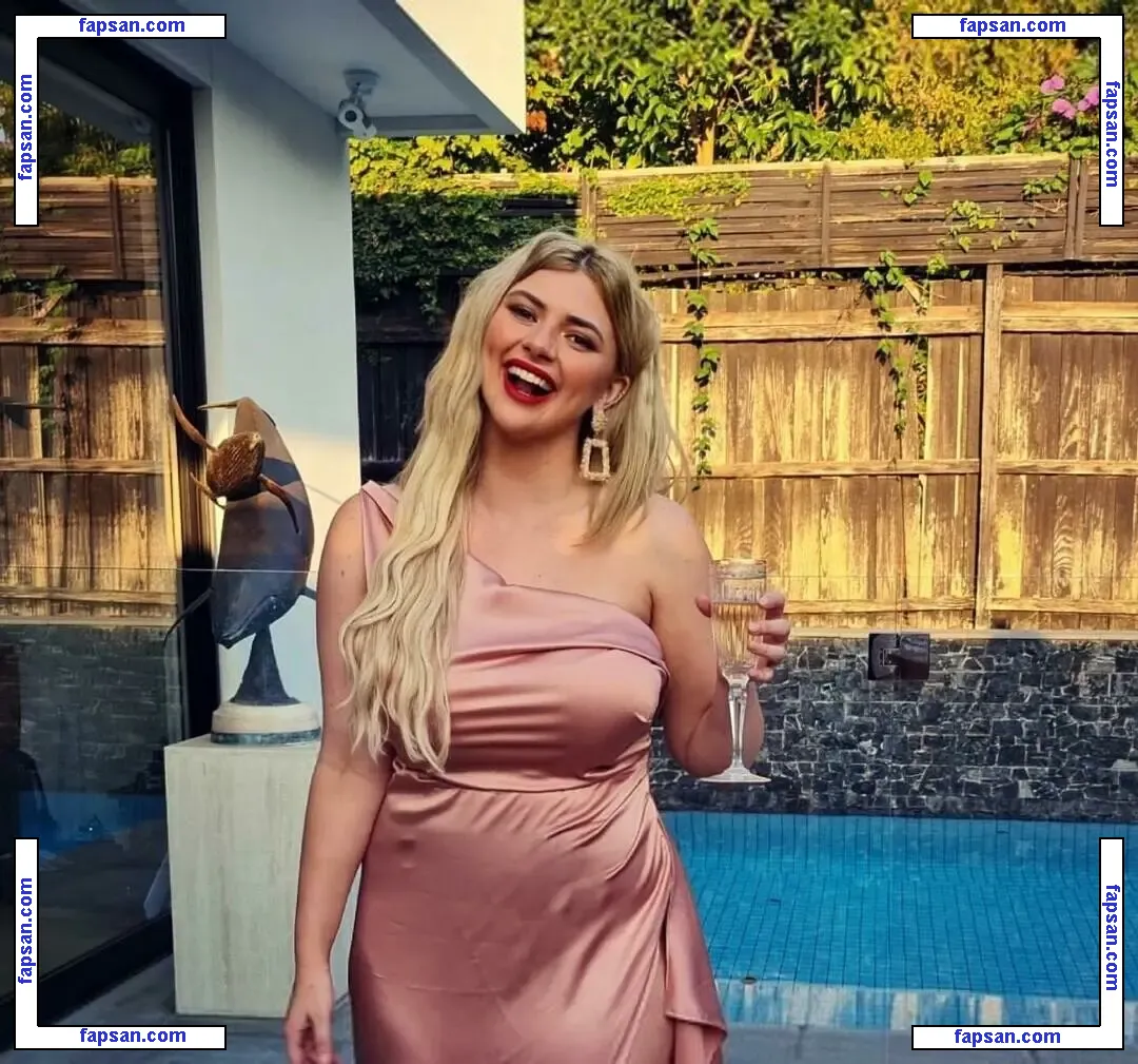 Bec Danaher nude photo #0108 from OnlyFans