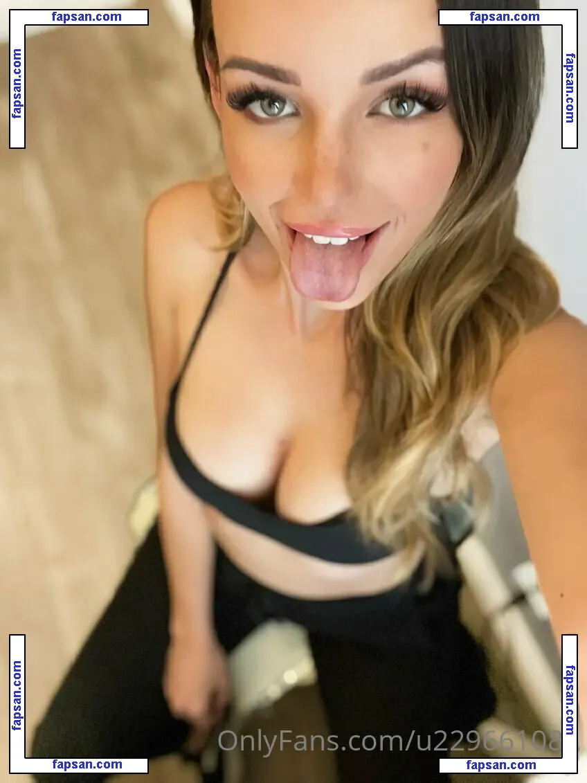 BeccaBangs nude photo #0039 from OnlyFans