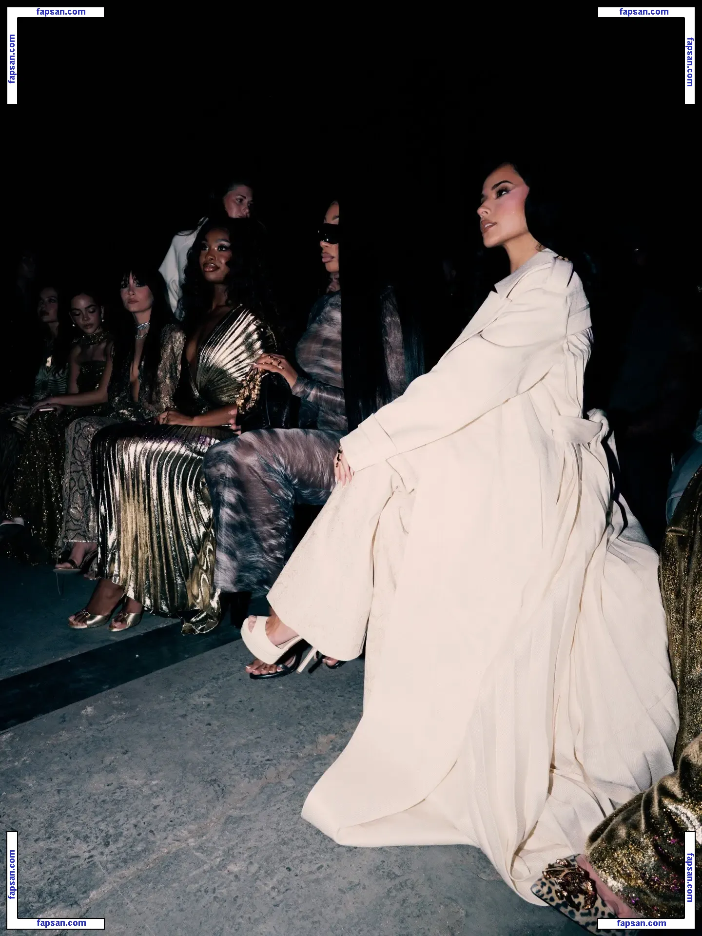 Becky G голая фото #2053 с Онлифанс