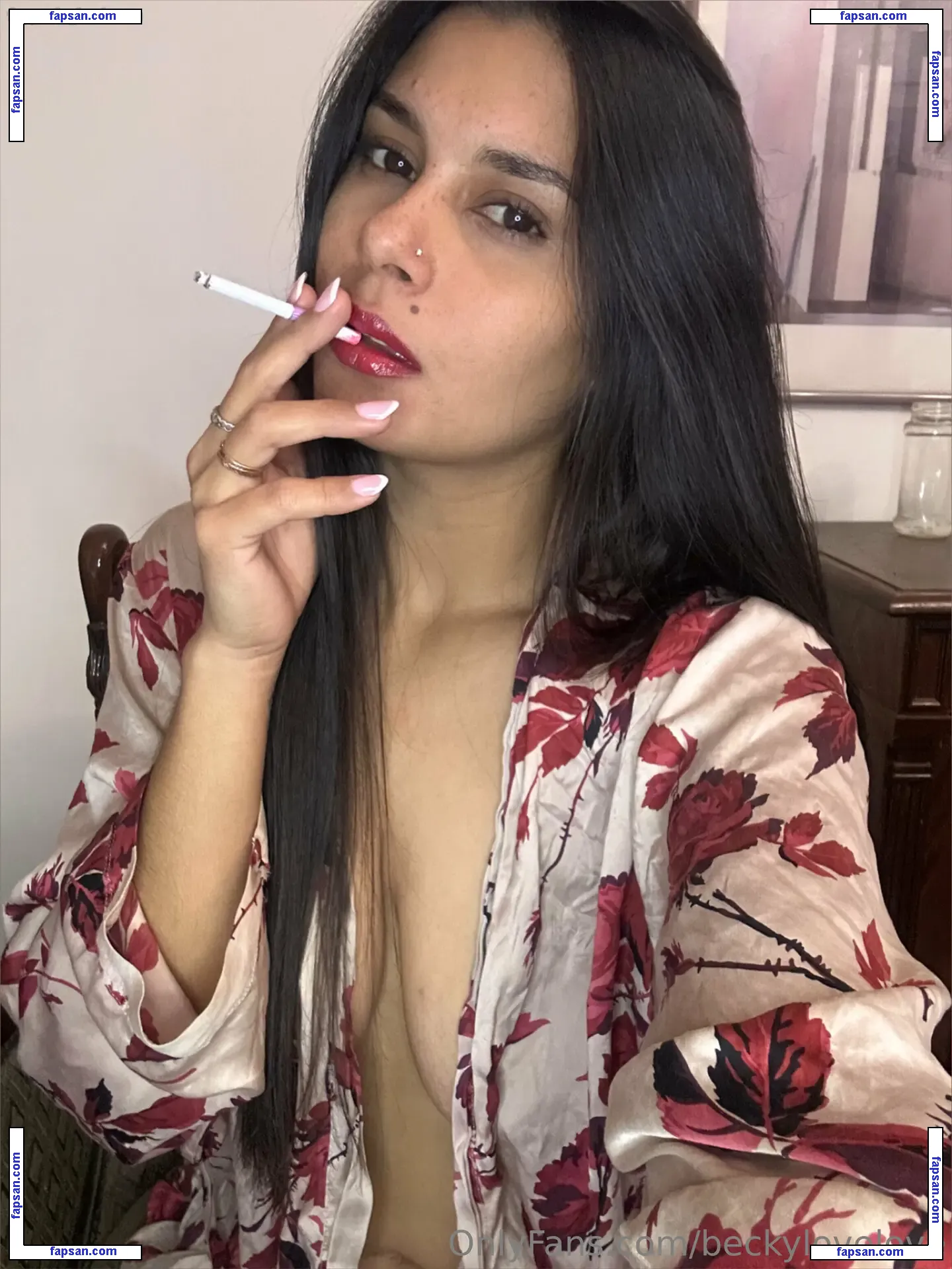 beckylovelove nude photo #0001 from OnlyFans