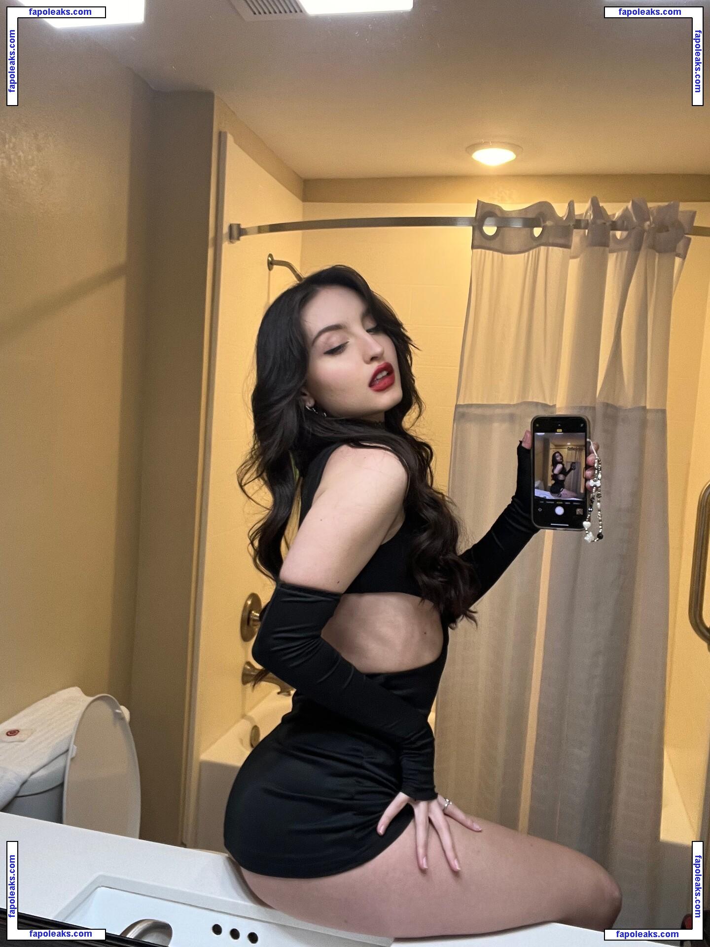 Beebee ASMR / beebeeasmr18 / weloveasmr nude photo #0004 from OnlyFans