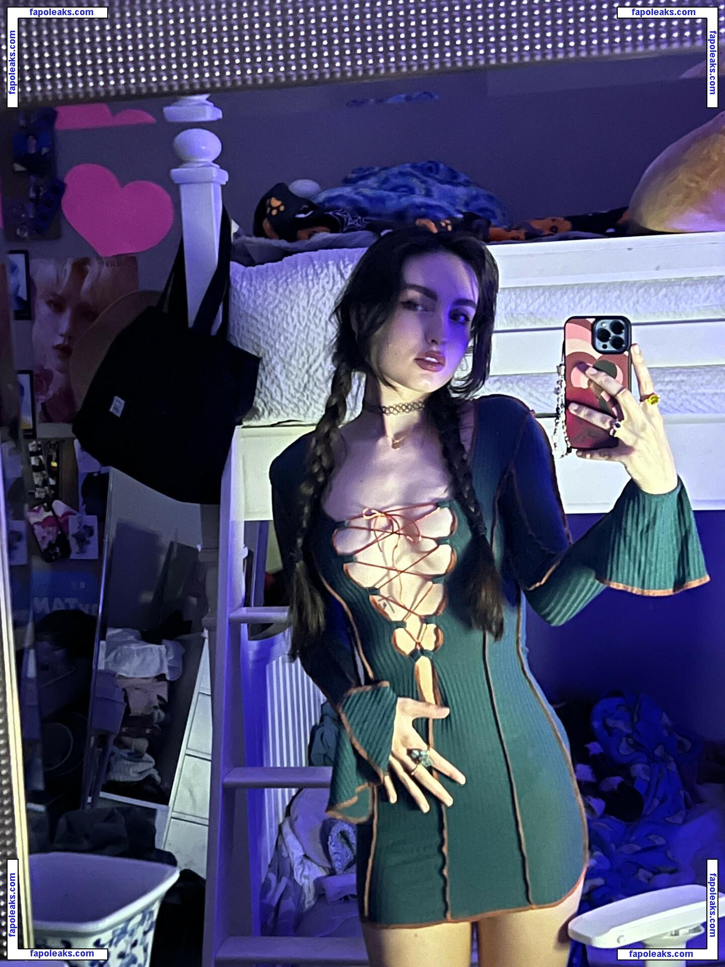 Beebee ASMR / beebeeasmr18 / weloveasmr nude photo #0041 from OnlyFans