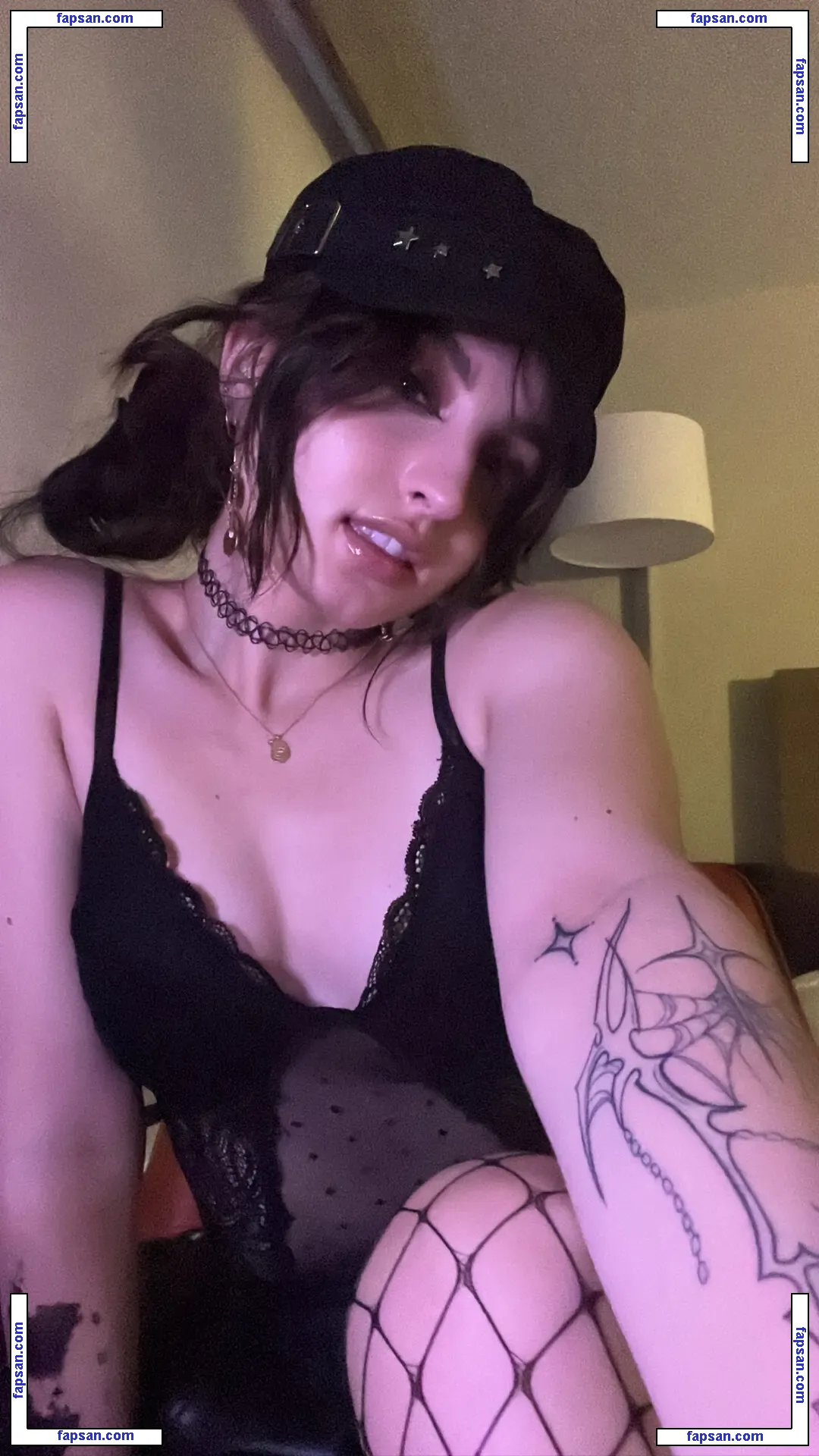 Beebee ASMR nude photo #0154 from OnlyFans