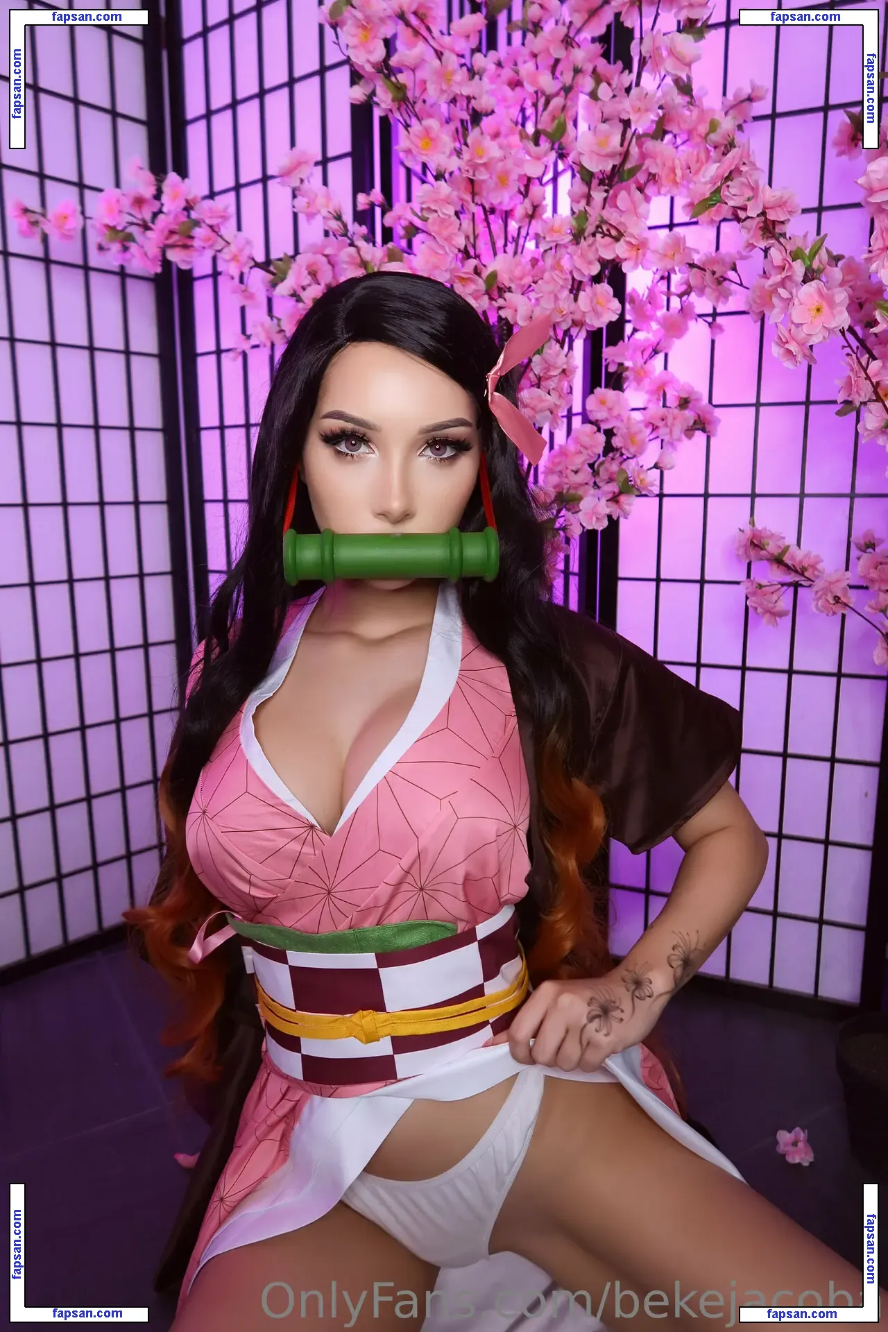 bekejacoba голая фото #0485 с Онлифанс