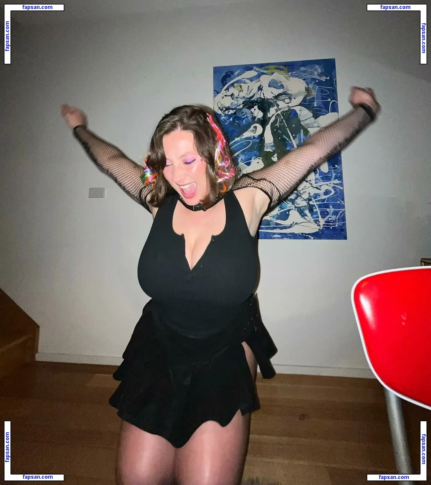 Bel Larcombe / Slice_of_salami_ nude photo #0047 from OnlyFans