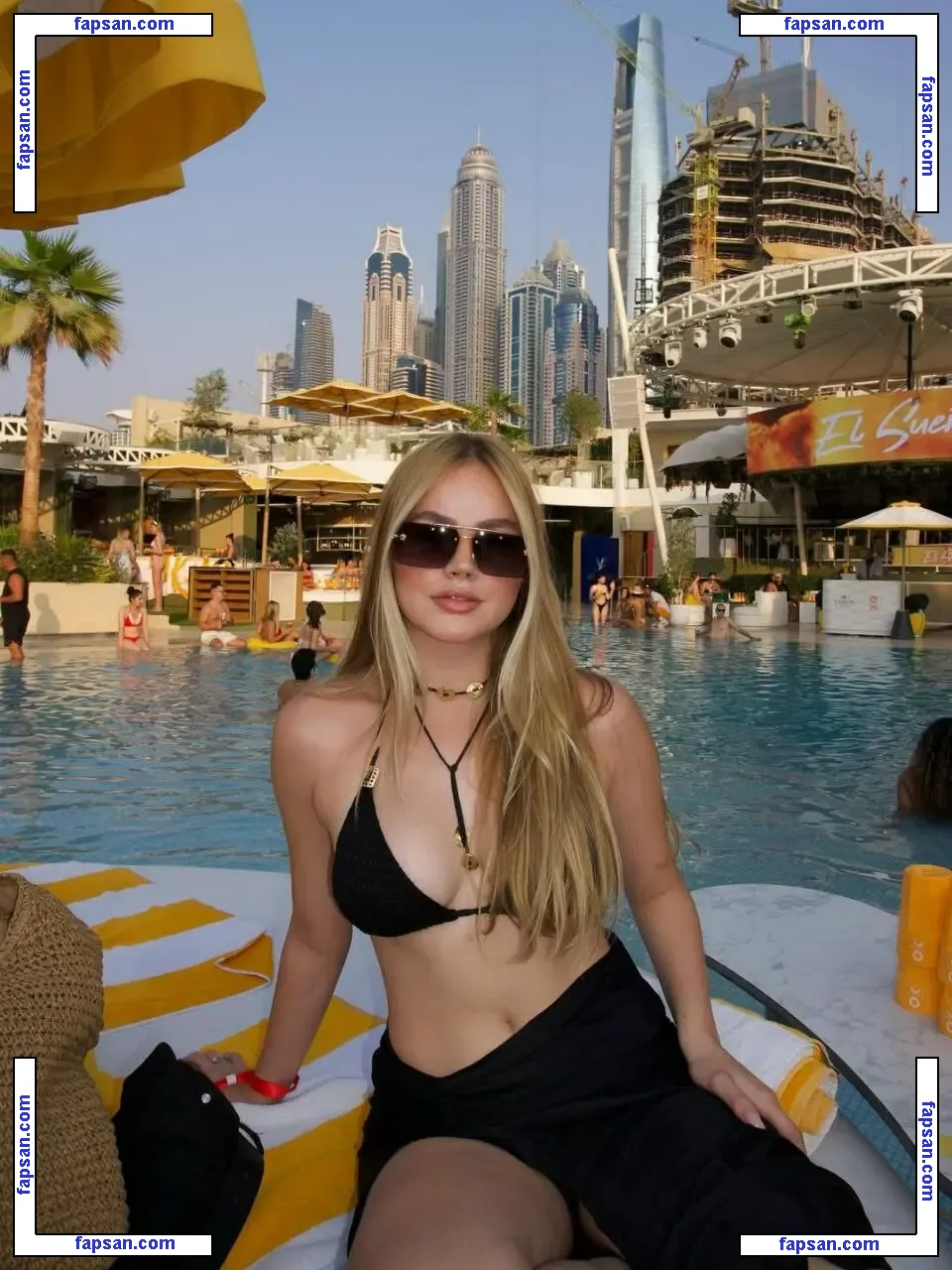 Bela Fernandes голая фото #0037 с Онлифанс