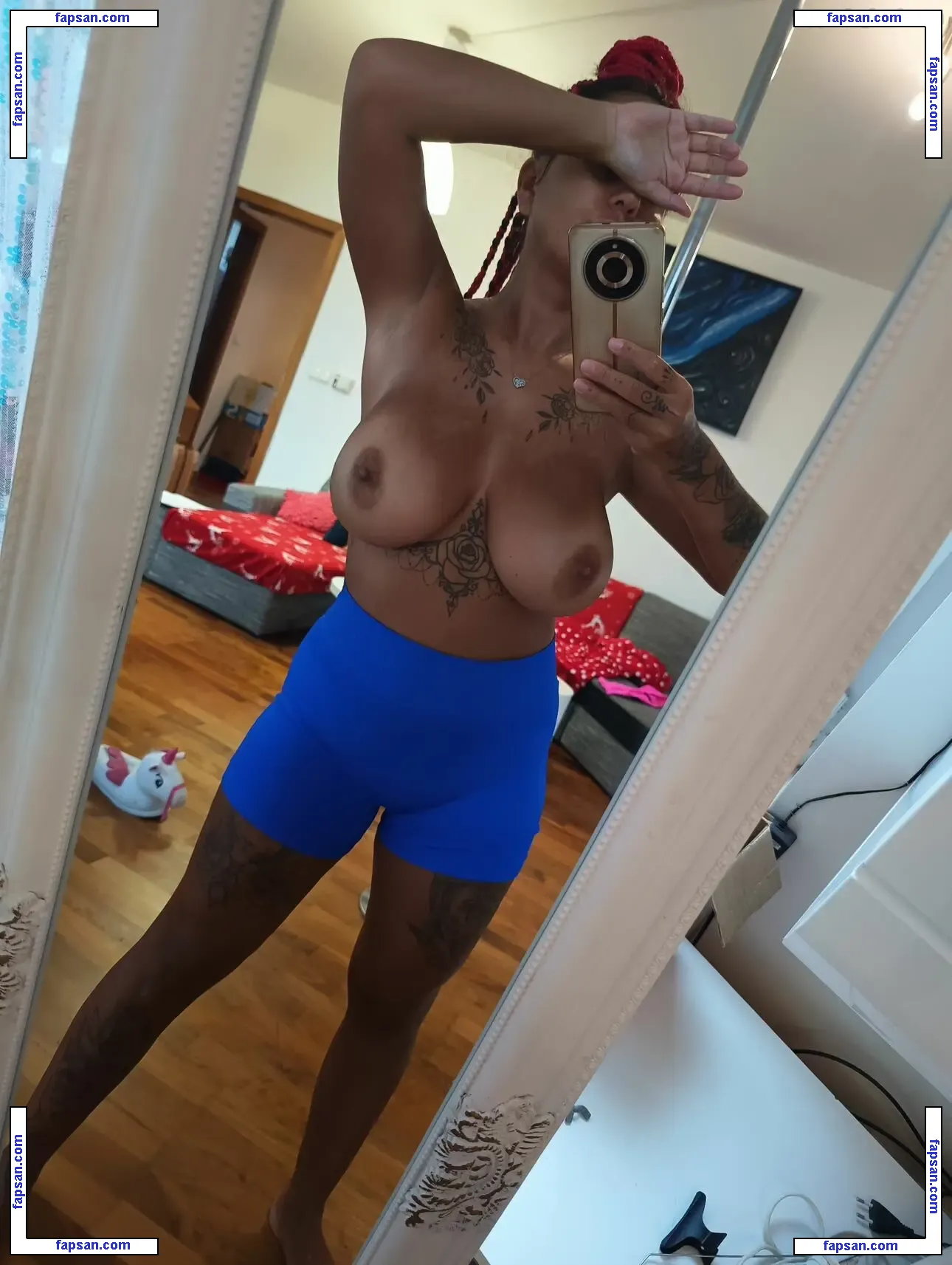 Belindabe голая фото #0019 с Онлифанс