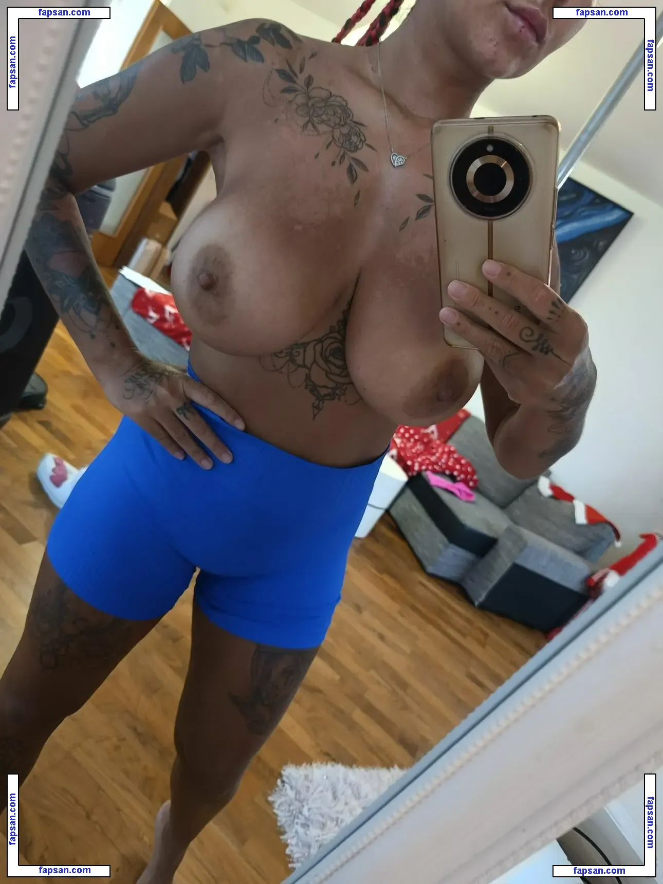 Belindabe голая фото #0027 с Онлифанс