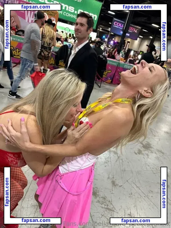 Bella Bare nude photo #0011 from OnlyFans