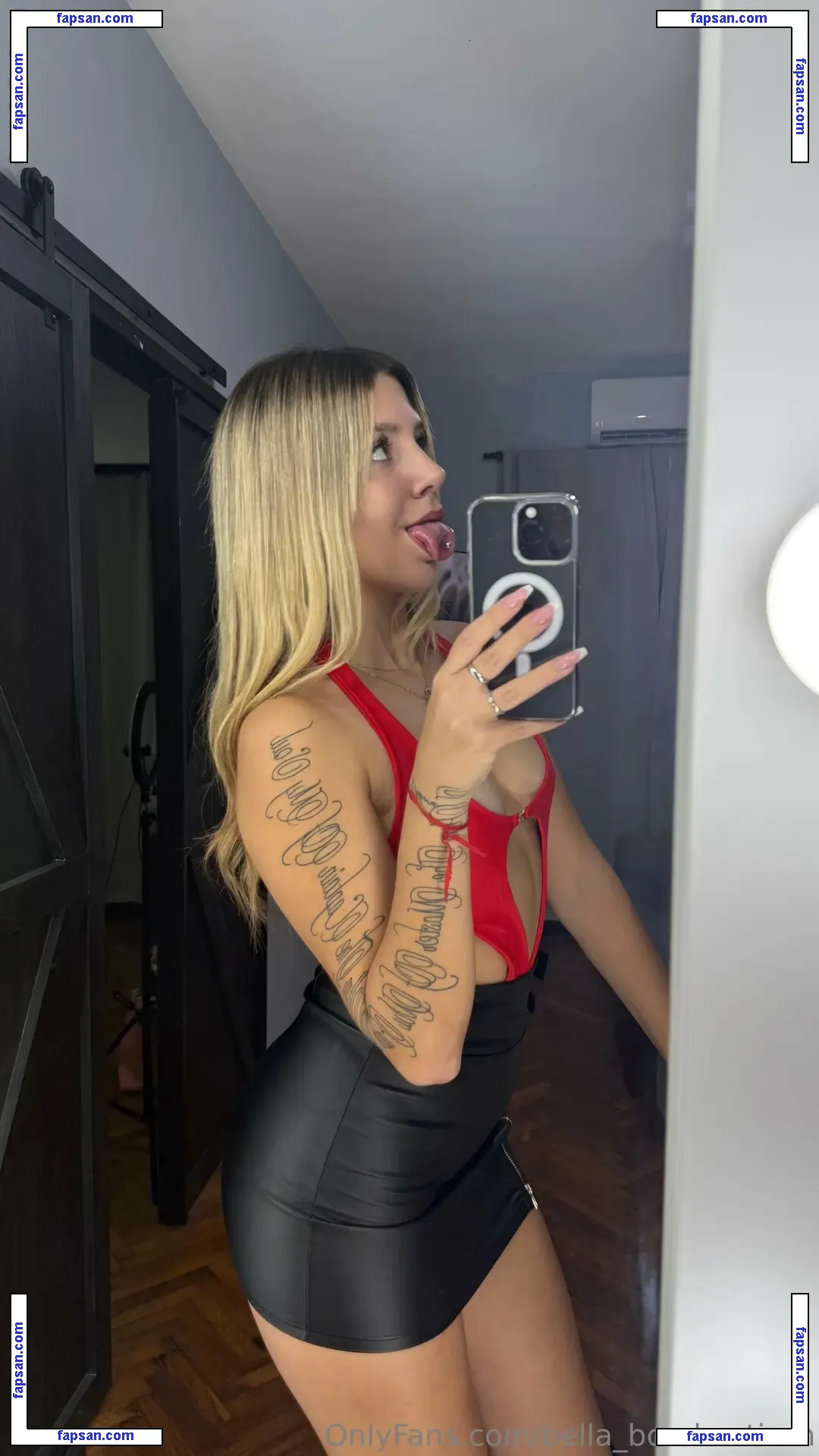 bella_bombastisch nude photo #0004 from OnlyFans
