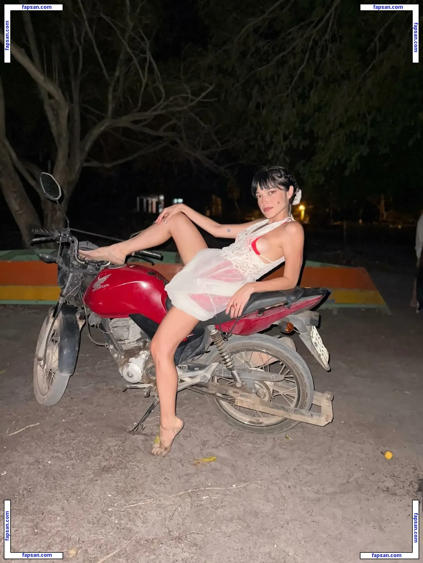 Bella Camero nude photo #0032 from OnlyFans