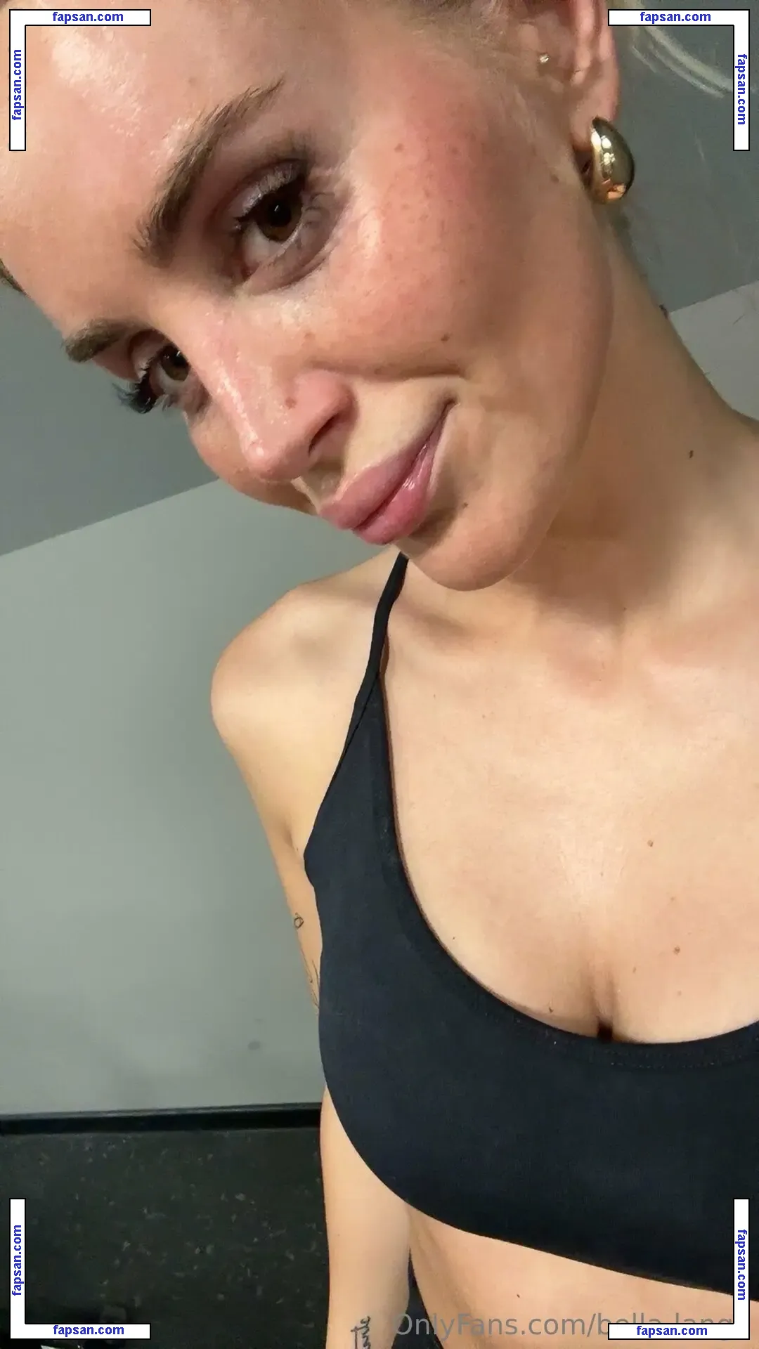 bella-lange nude photo #0003 from OnlyFans