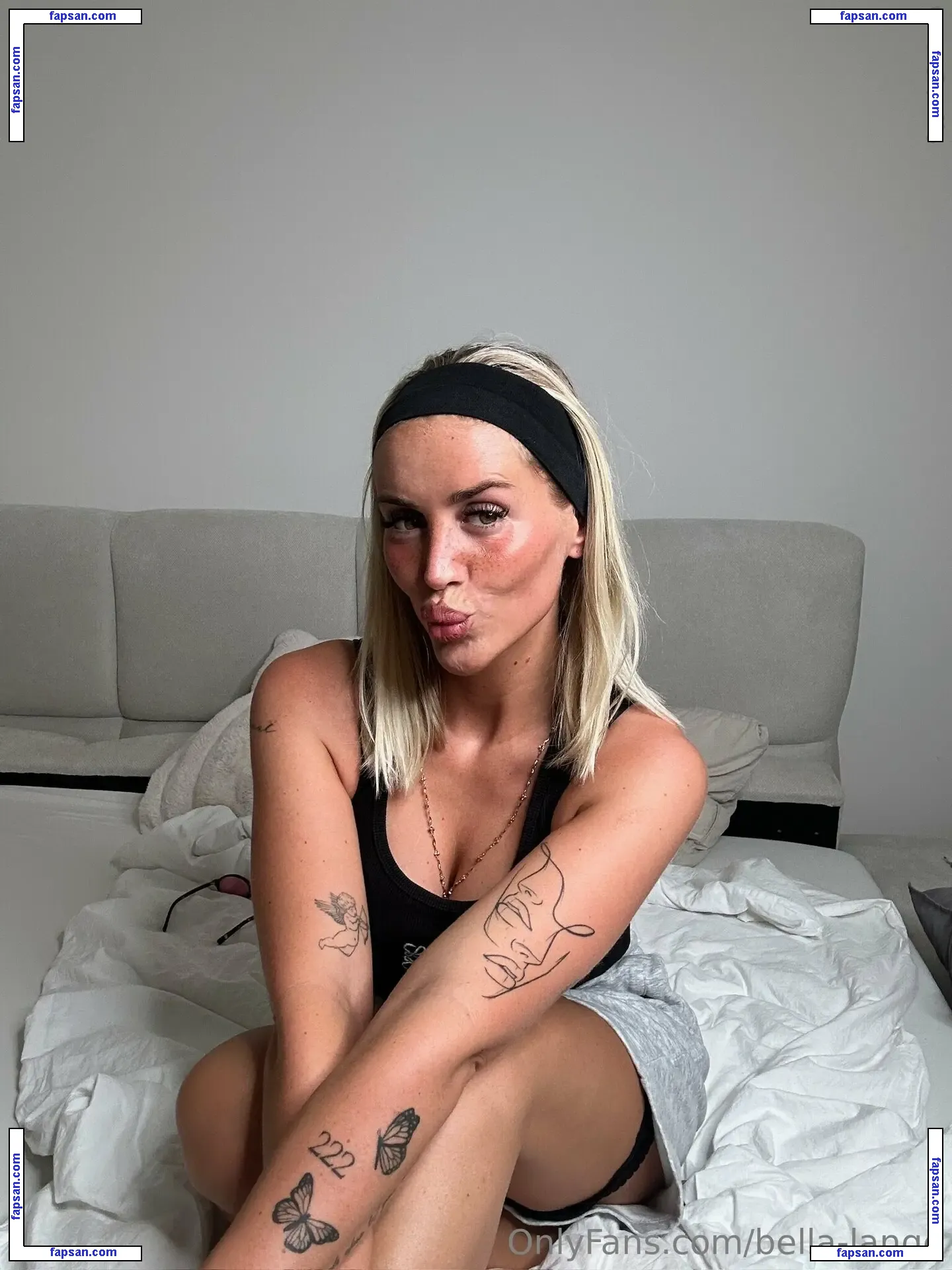 bella-lange nude photo #0012 from OnlyFans